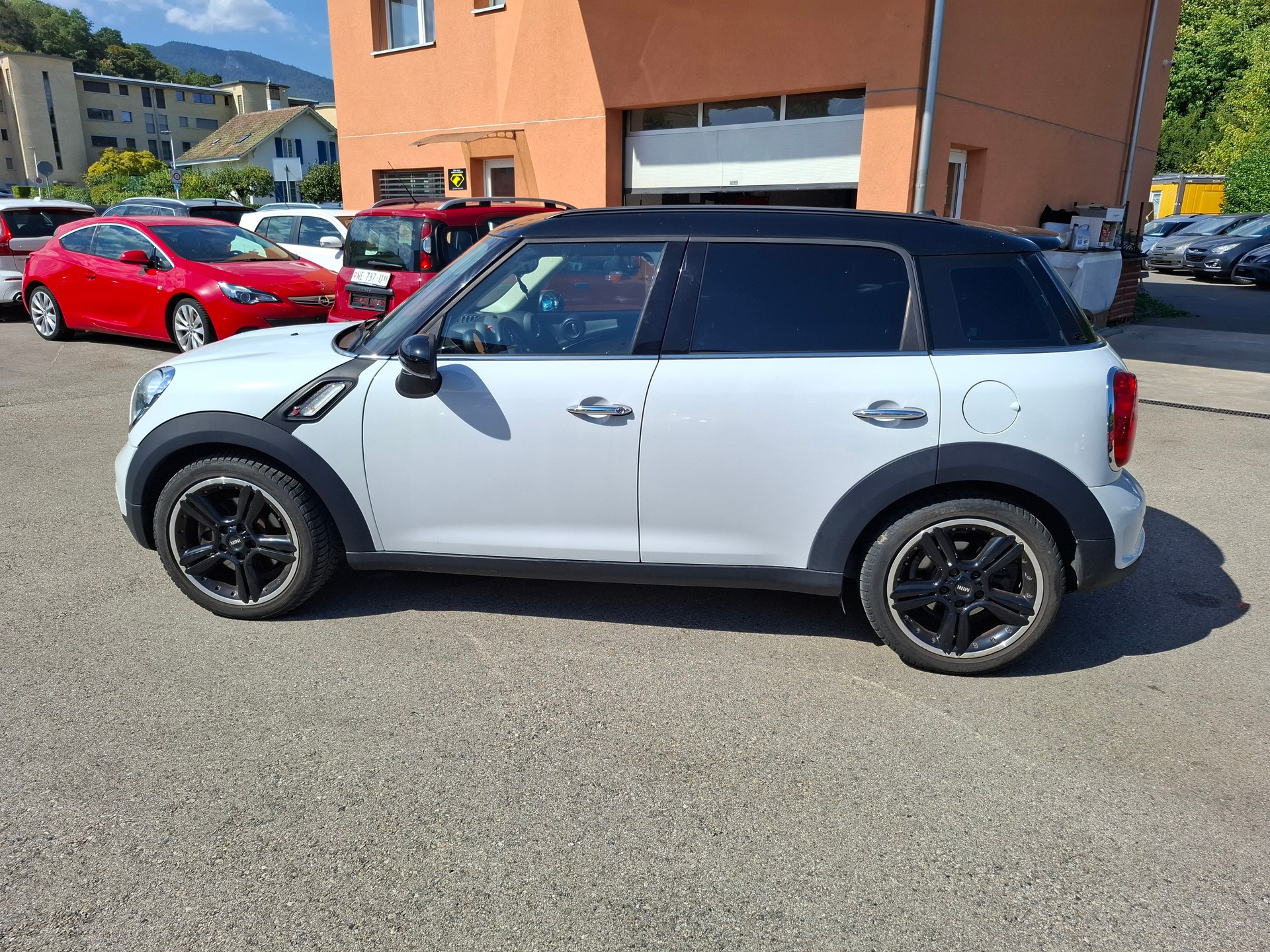 MINI Countryman Cooper S ALL4 Steptronic-image-4