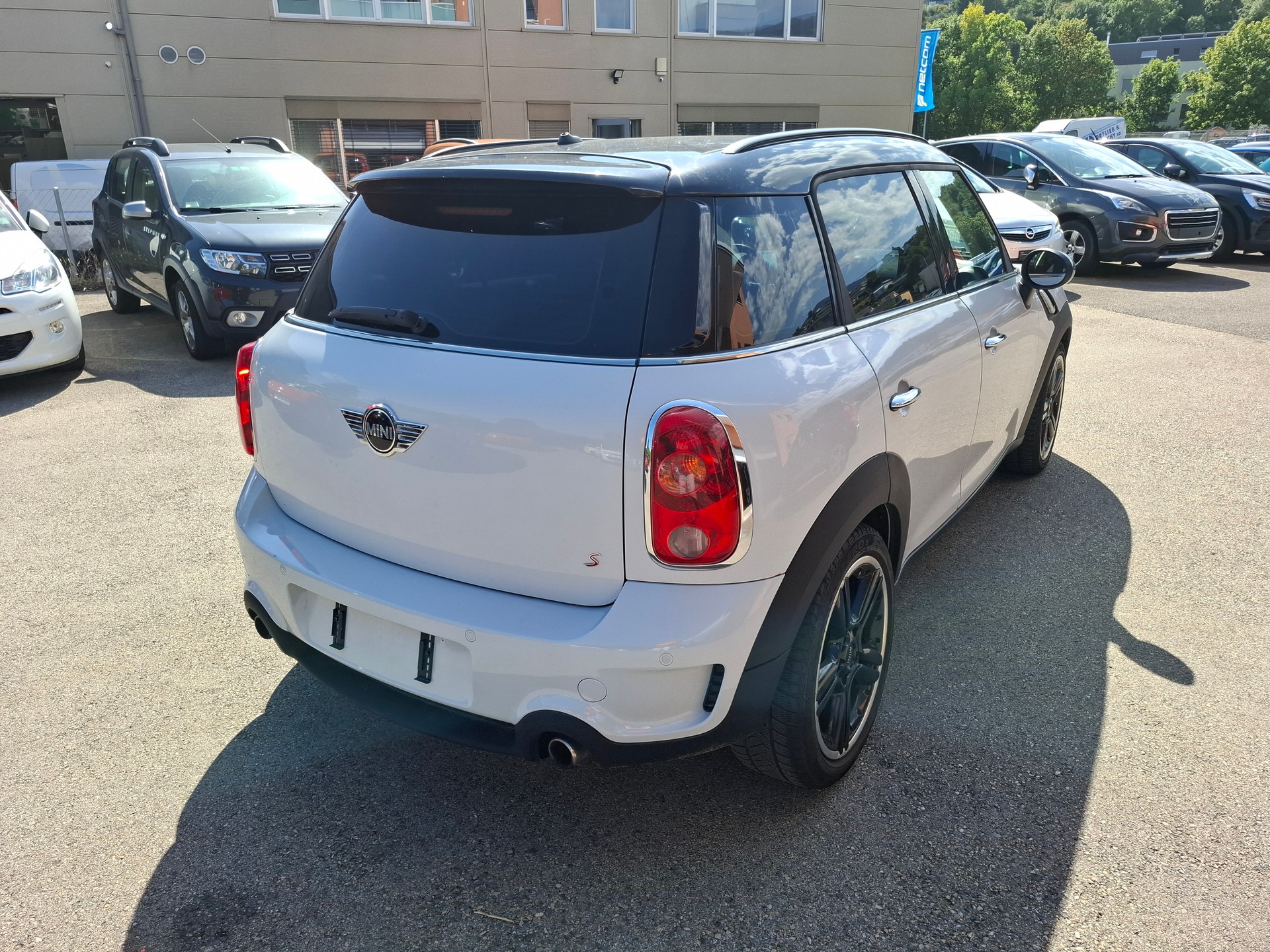 MINI Countryman Cooper S ALL4 Steptronic-image-1