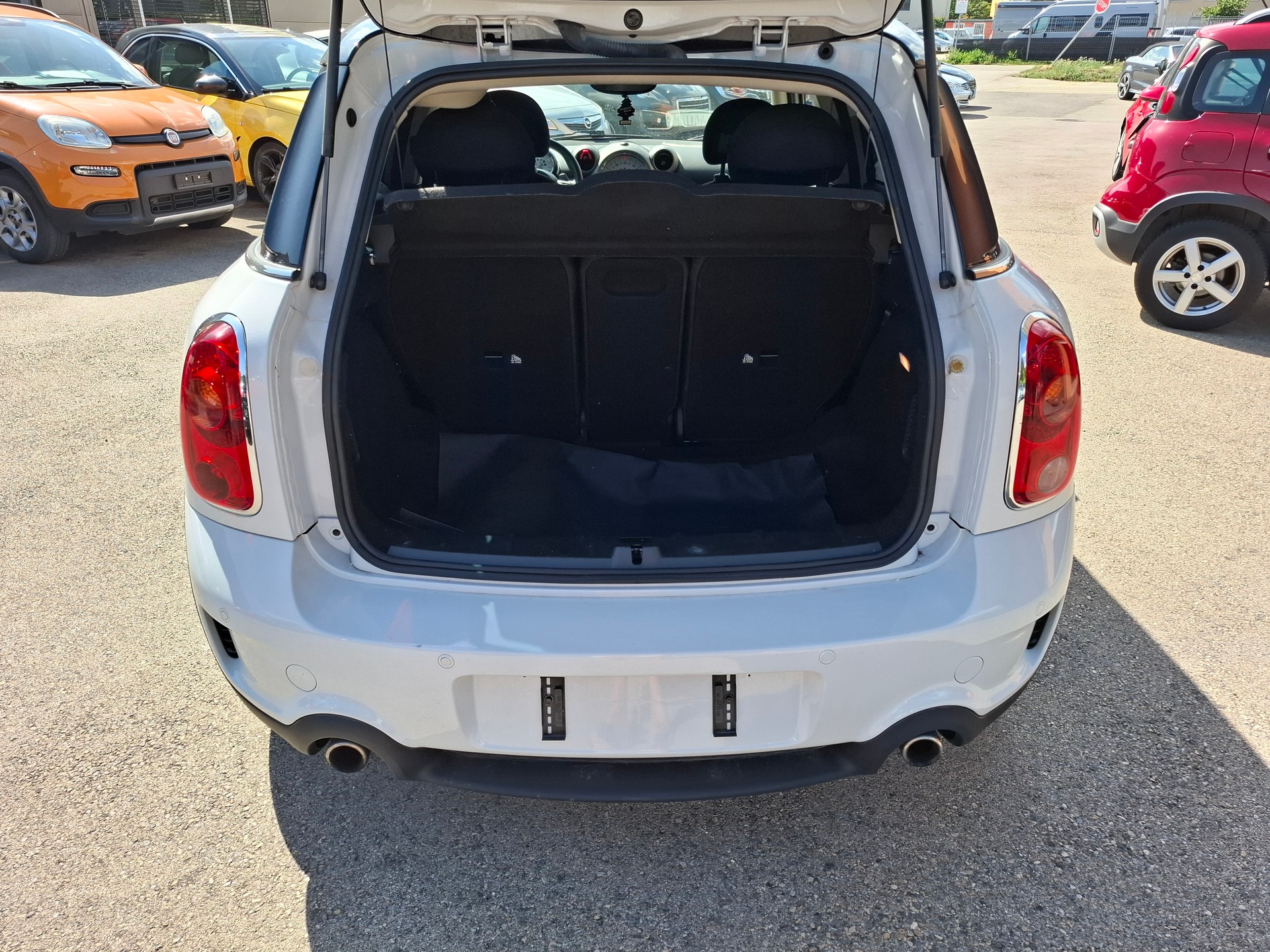 MINI Countryman Cooper S ALL4 Steptronic-image-11