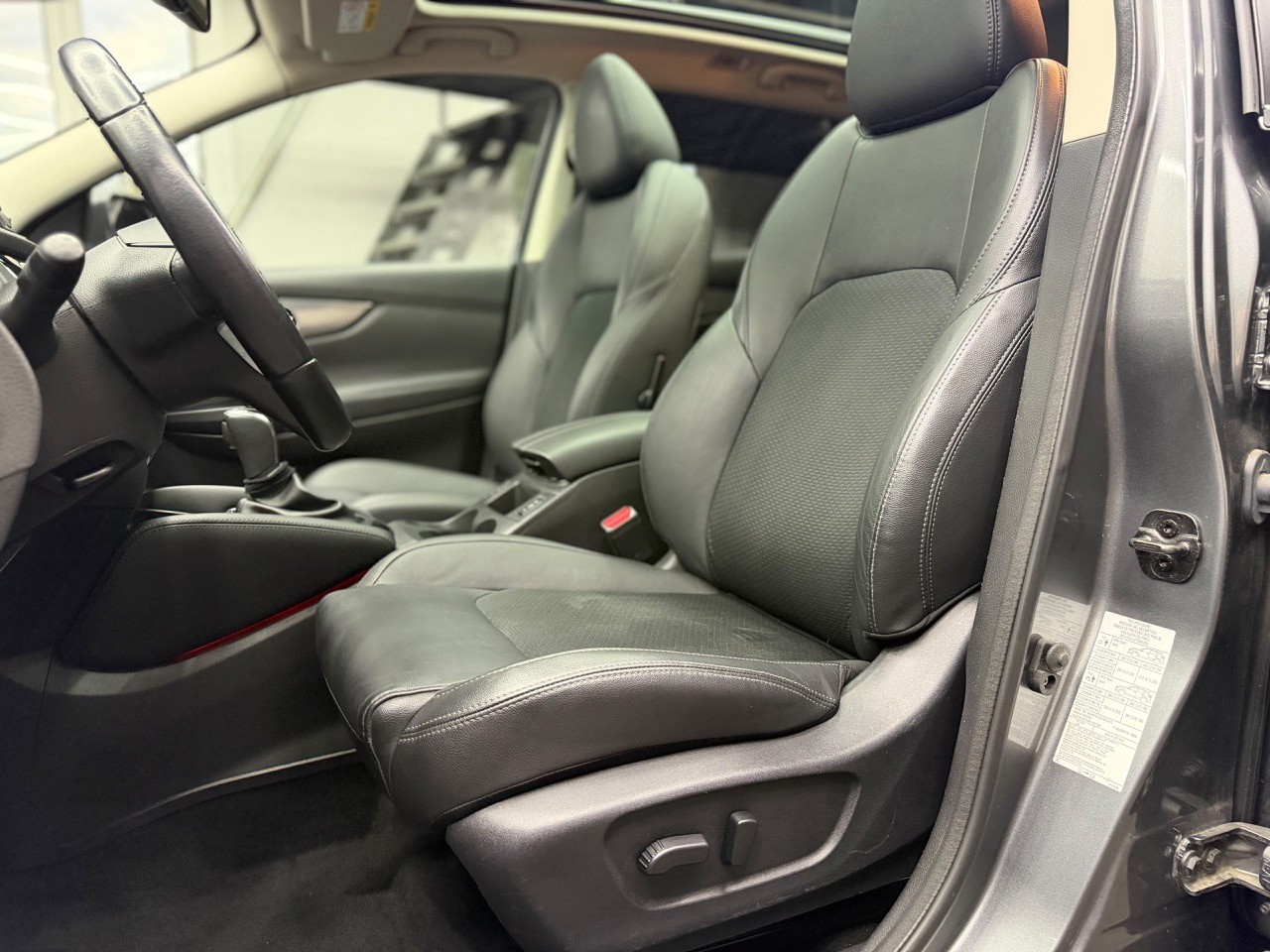 NISSAN Qashqai 1.3 DIG-T tekna DCT | Panorama Dach | 360° Kamera | Leder-image-16