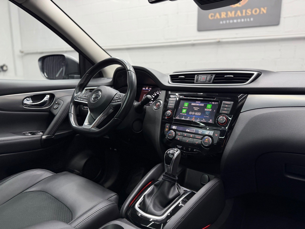 NISSAN Qashqai 1.3 DIG-T tekna DCT | Panorama Dach | 360° Kamera | Leder-image-25