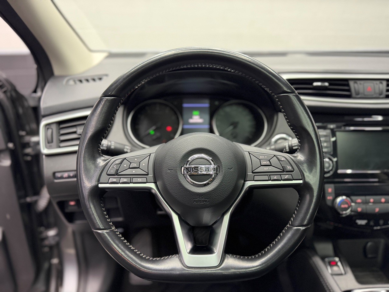 NISSAN Qashqai 1.3 DIG-T tekna DCT | Panorama Dach | 360° Kamera | Leder-image-14