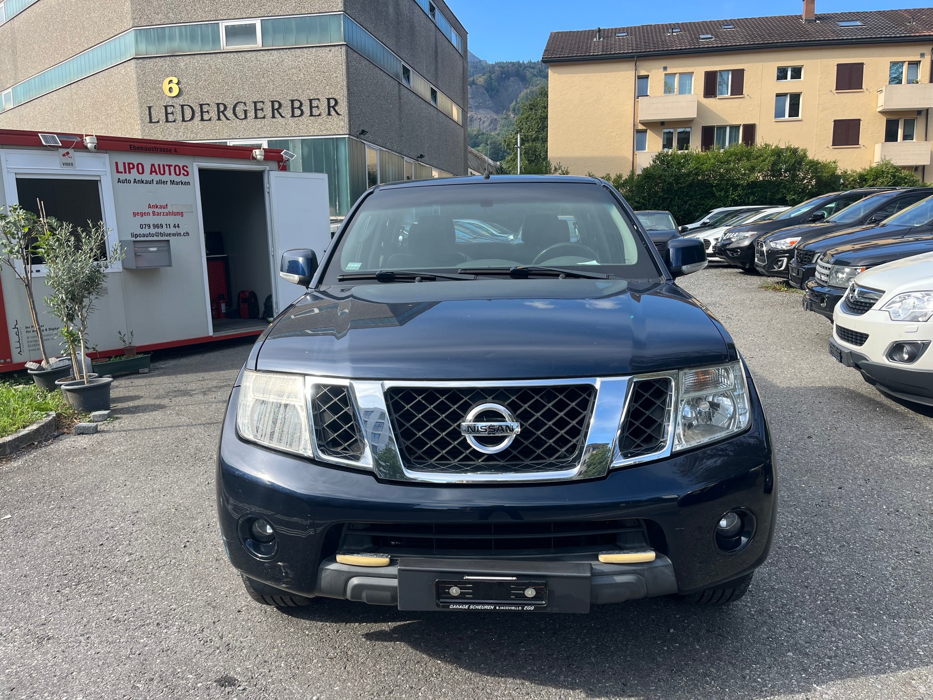 NISSAN Navara Double Cab SE 2.5 dCi 4WD Automat-image-0