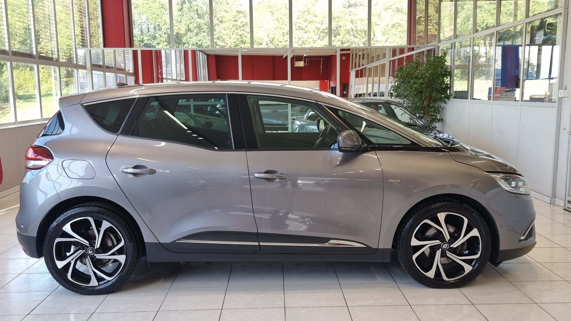 RENAULT Scénic 1.6 dCi Bose-image-5