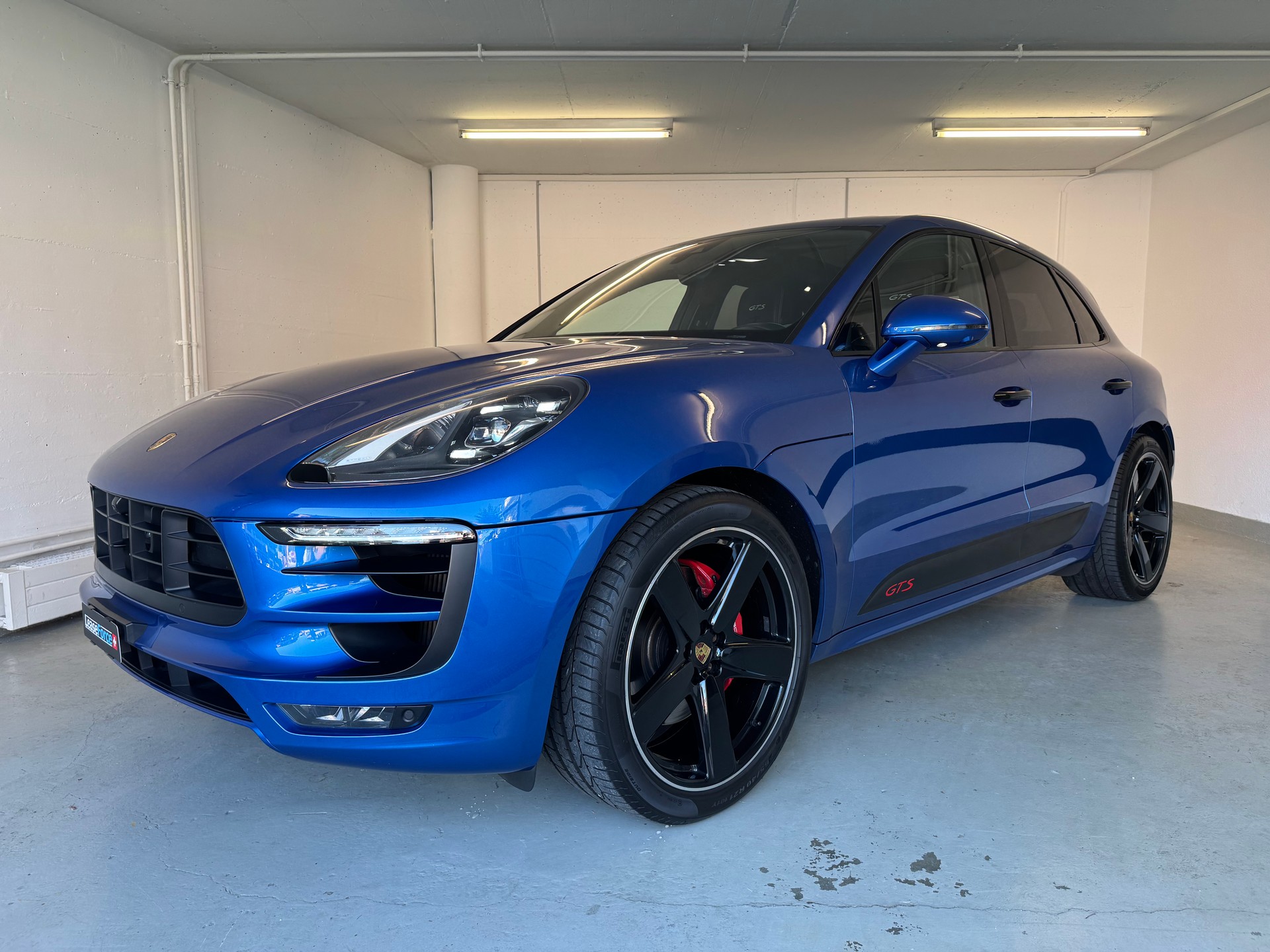 PORSCHE Macan GTS PDK-image-1