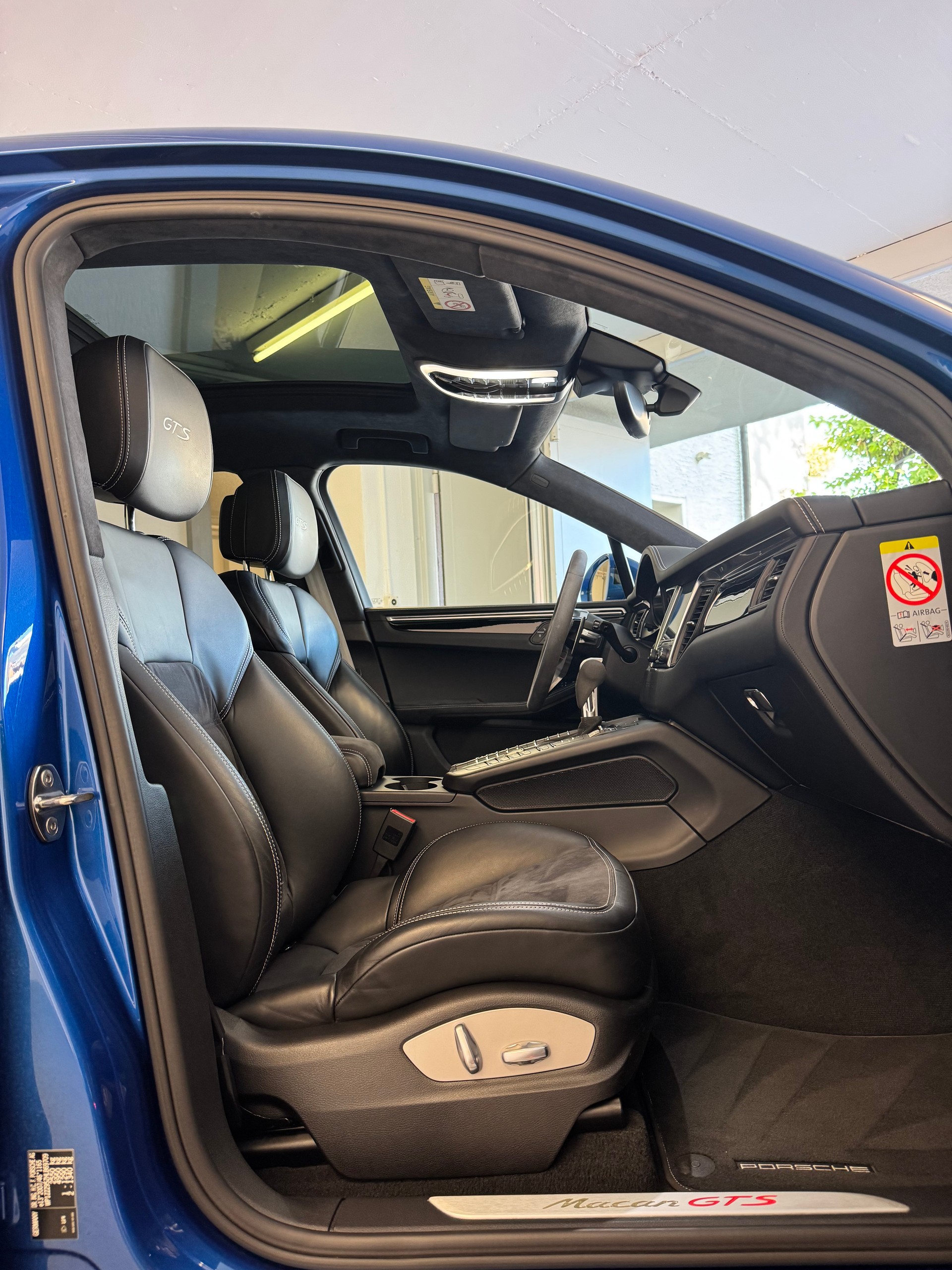 PORSCHE Macan GTS PDK-image-6