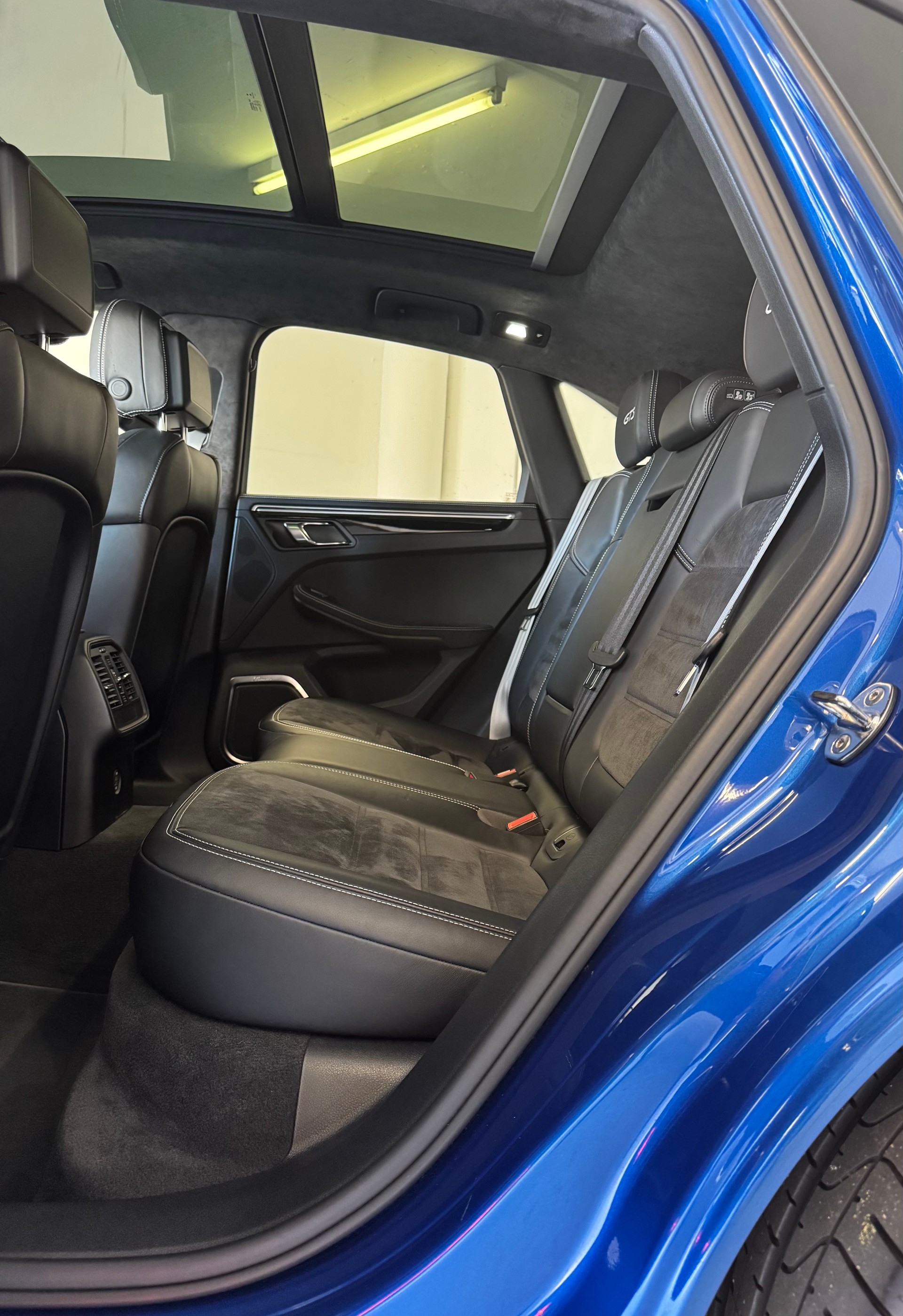 PORSCHE Macan GTS PDK-image-5
