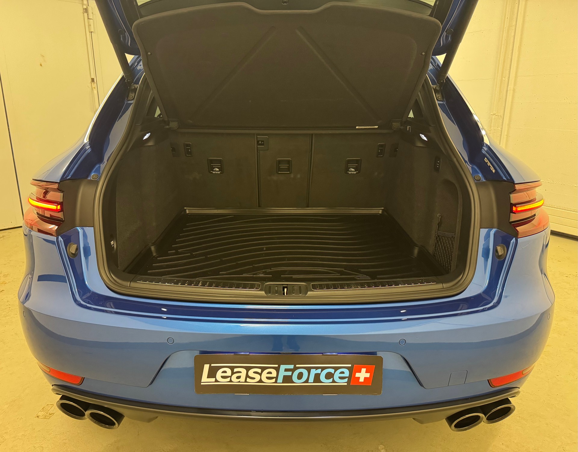 PORSCHE Macan GTS PDK-image-9
