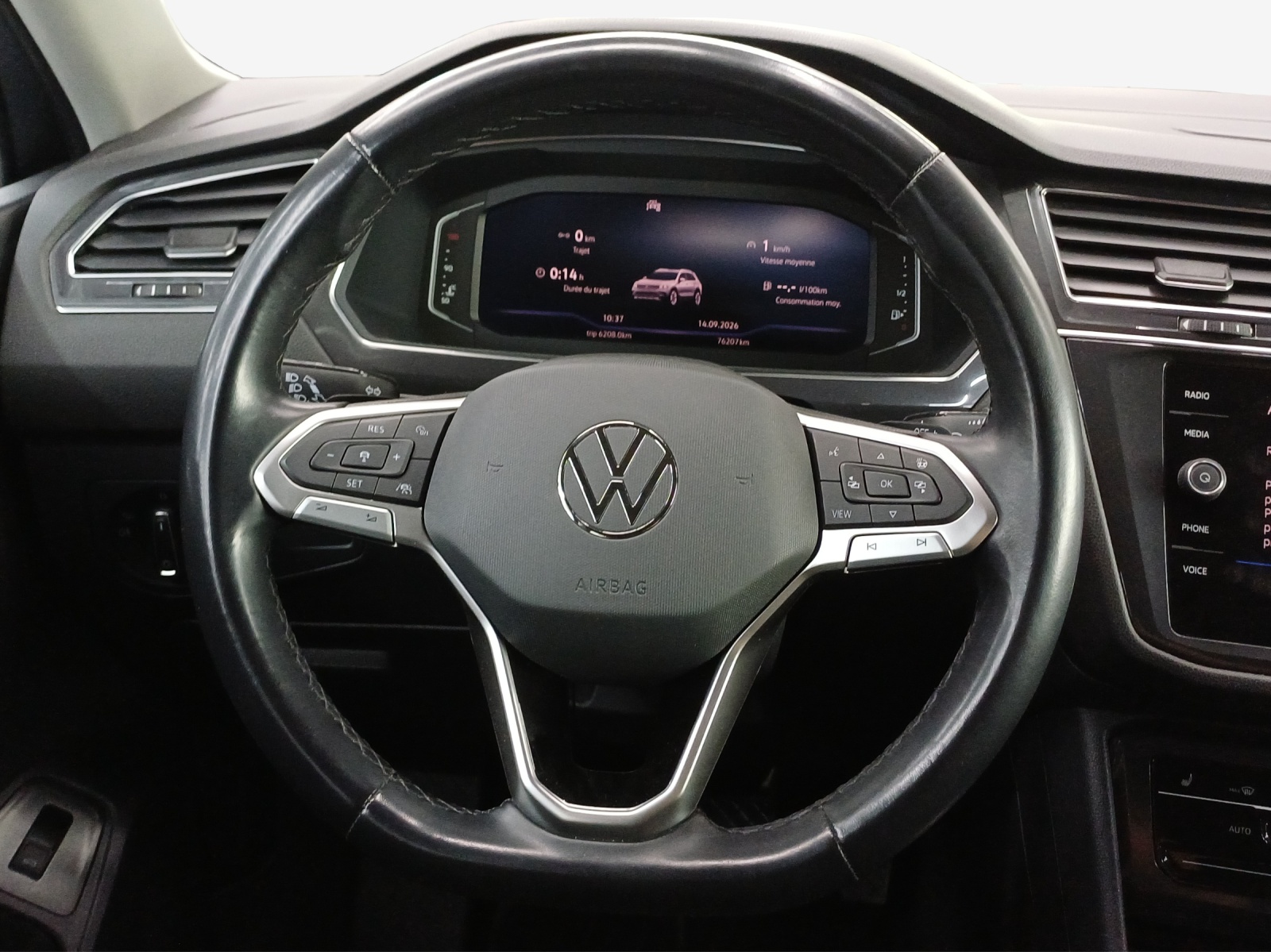 VW Tiguan Allspace 2.0TSI Life 4Motion DSG-image-9