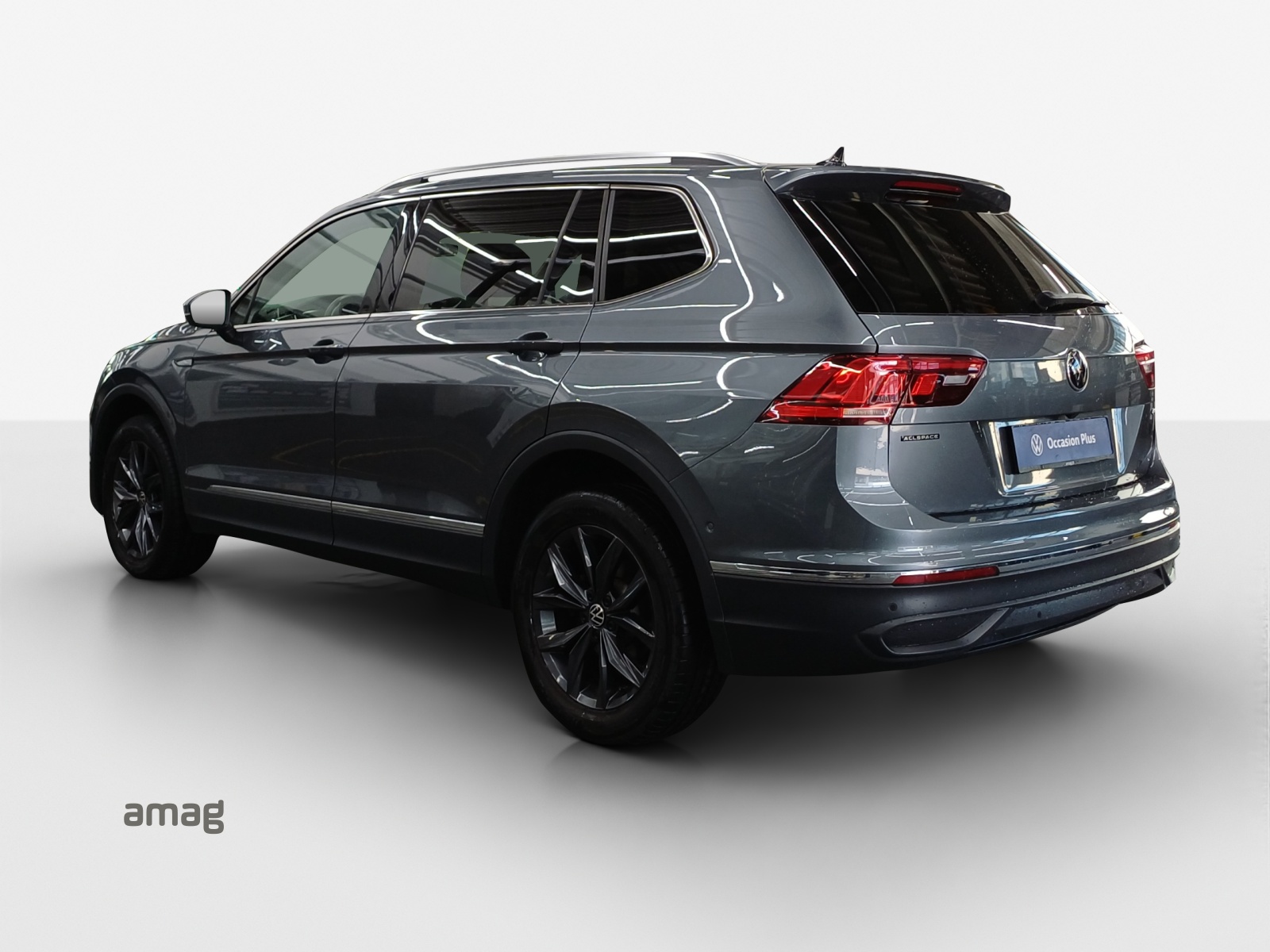 VW Tiguan Allspace 2.0TSI Life 4Motion DSG-image-2