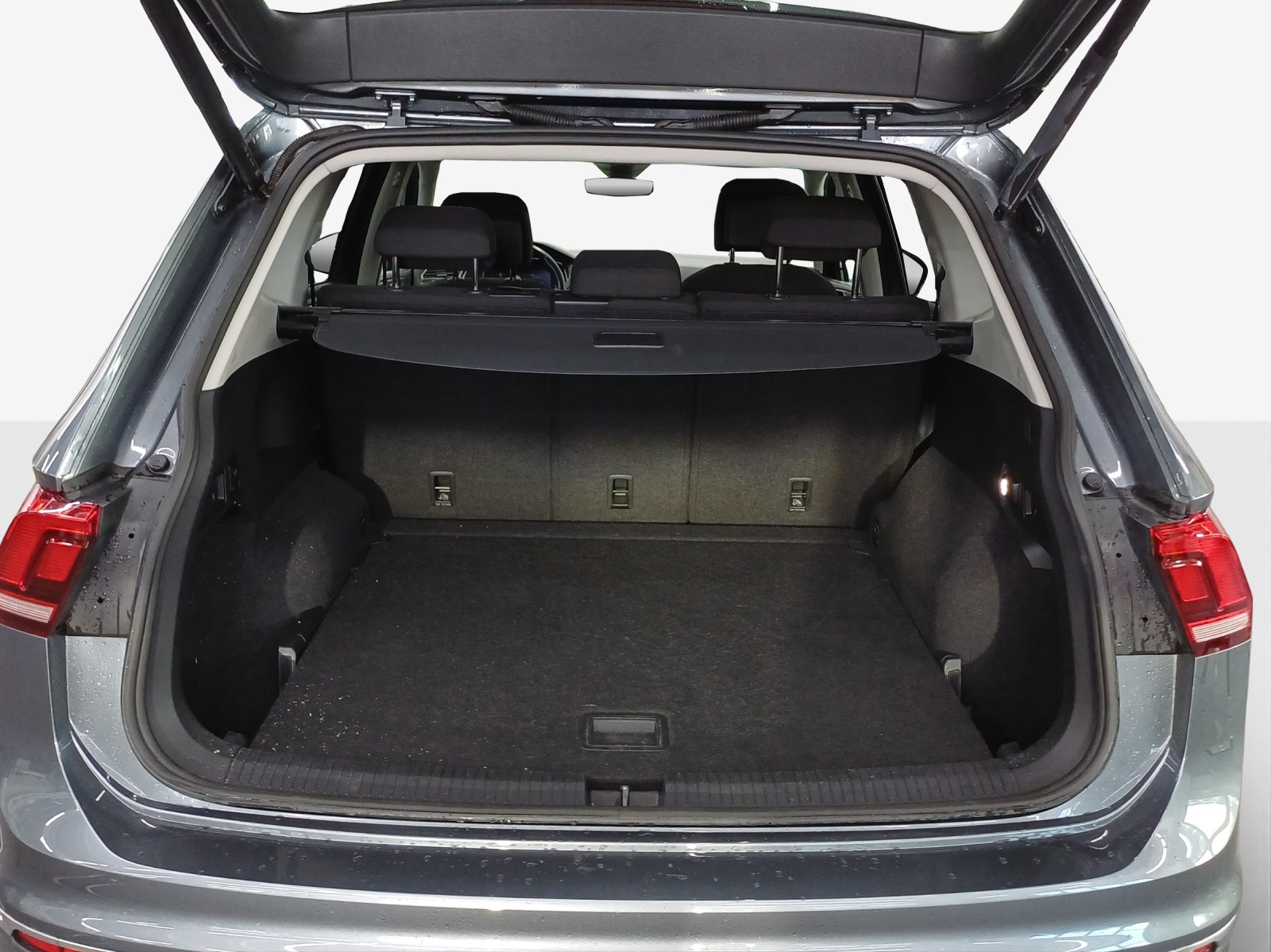 VW Tiguan Allspace 2.0TSI Life 4Motion DSG-image-12