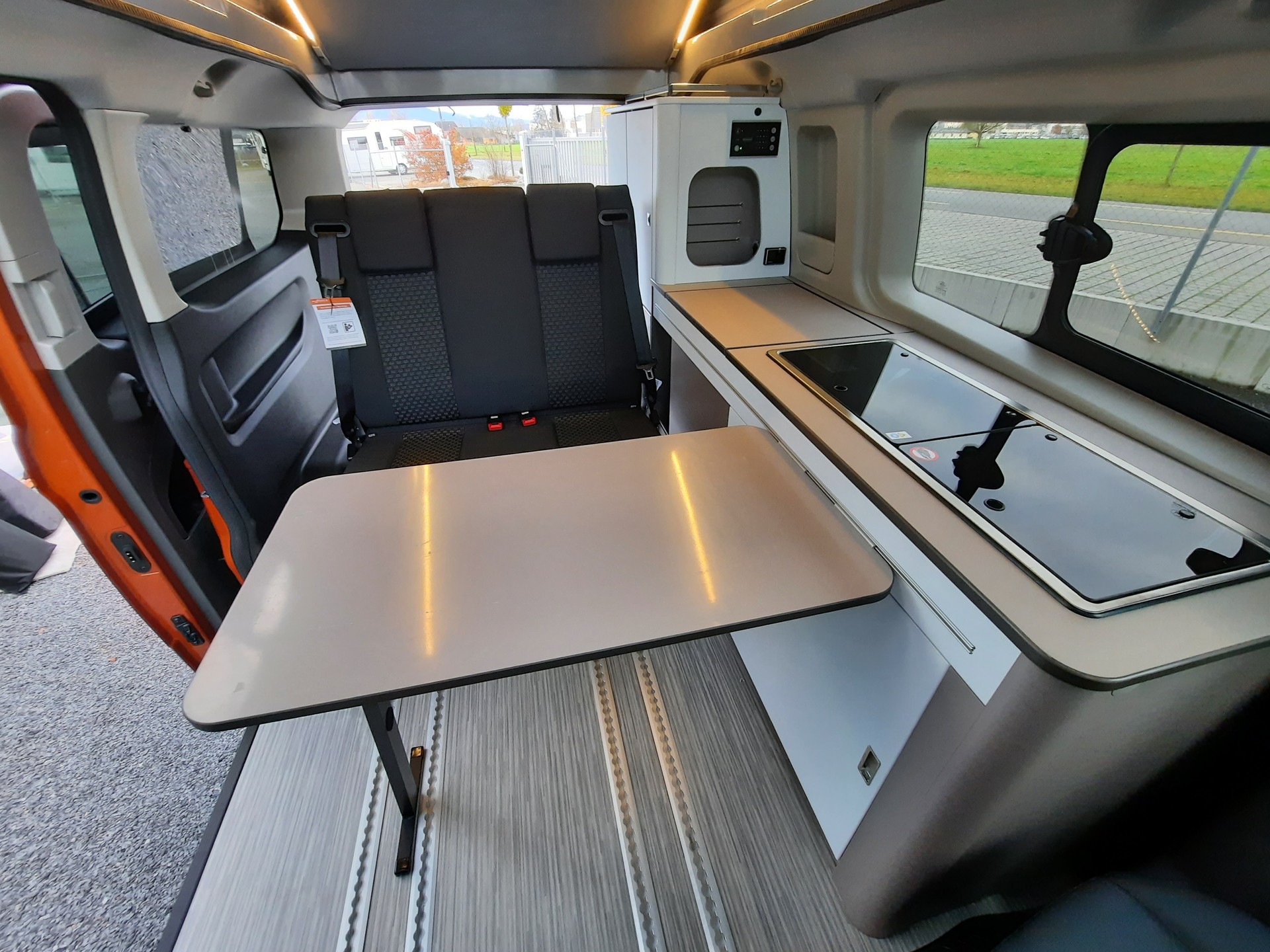 BÜRSTNER Copa C 500-image-9