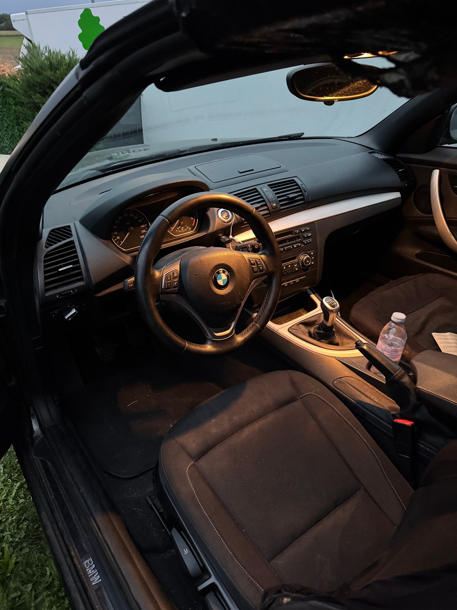 BMW 118d-image-4