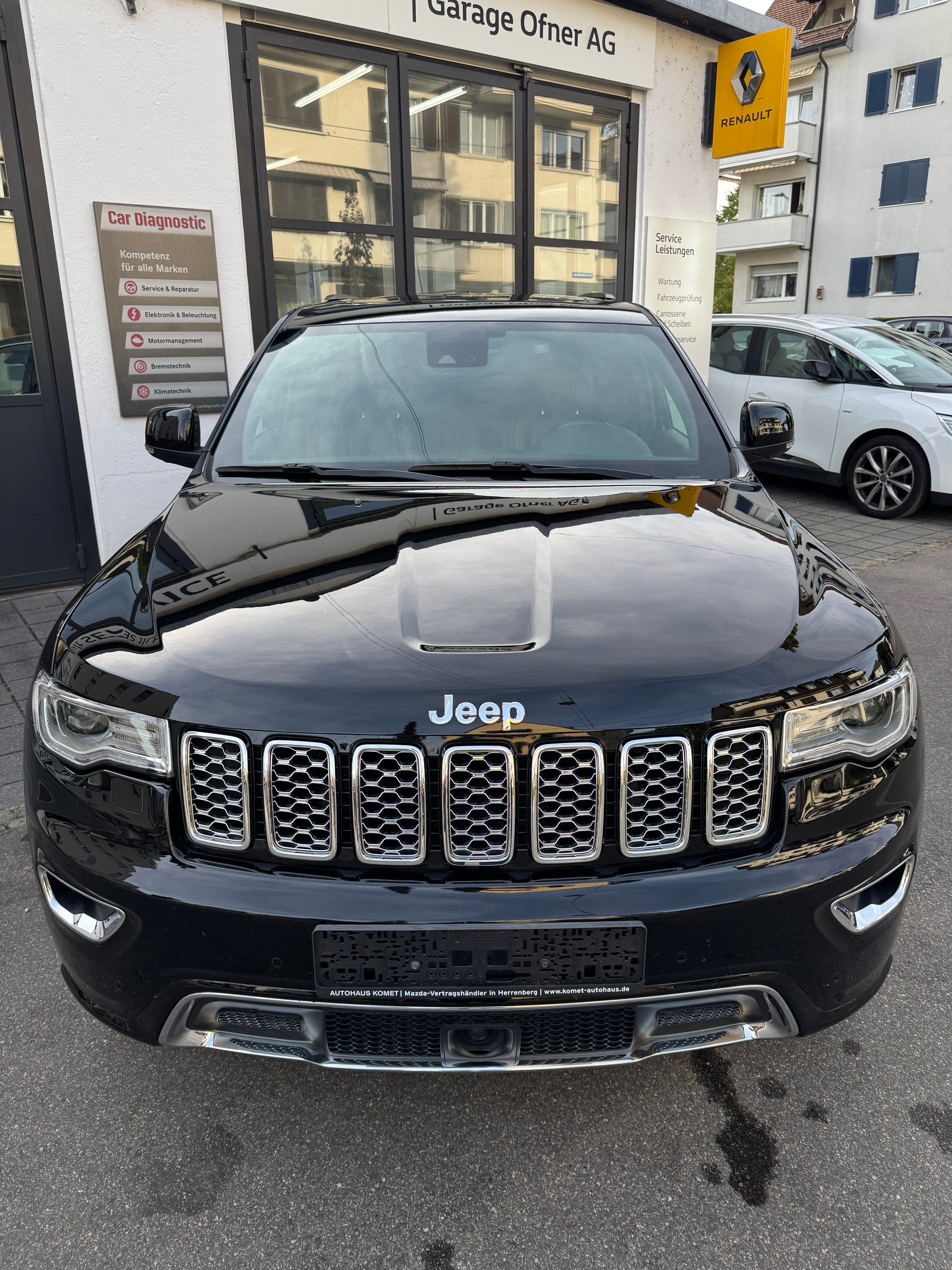 JEEP Grand Cherokee 3.0 CRD Overland Automatic-image-2