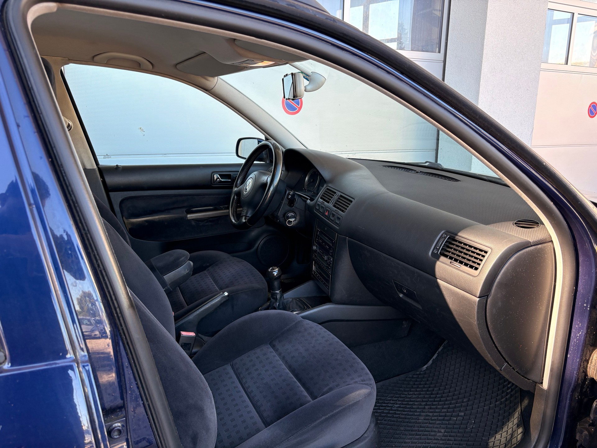 VW Bora Variant 1.9 TDI PD Comfortline-image-9