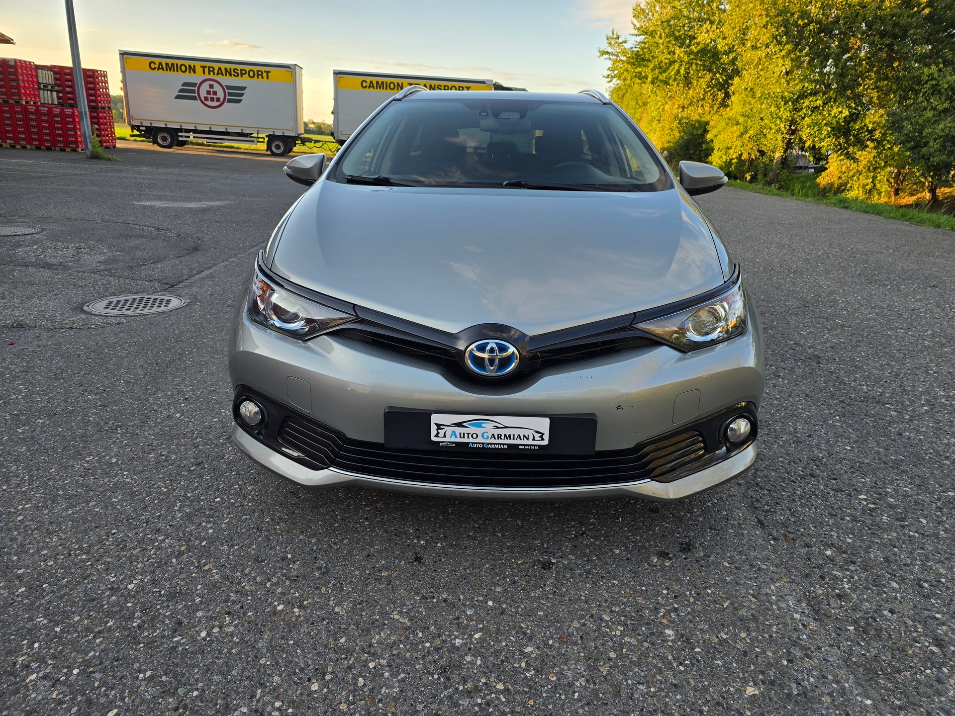 TOYOTA Auris Touring Sports 1.8 HSD Trend e-CVT-image-0