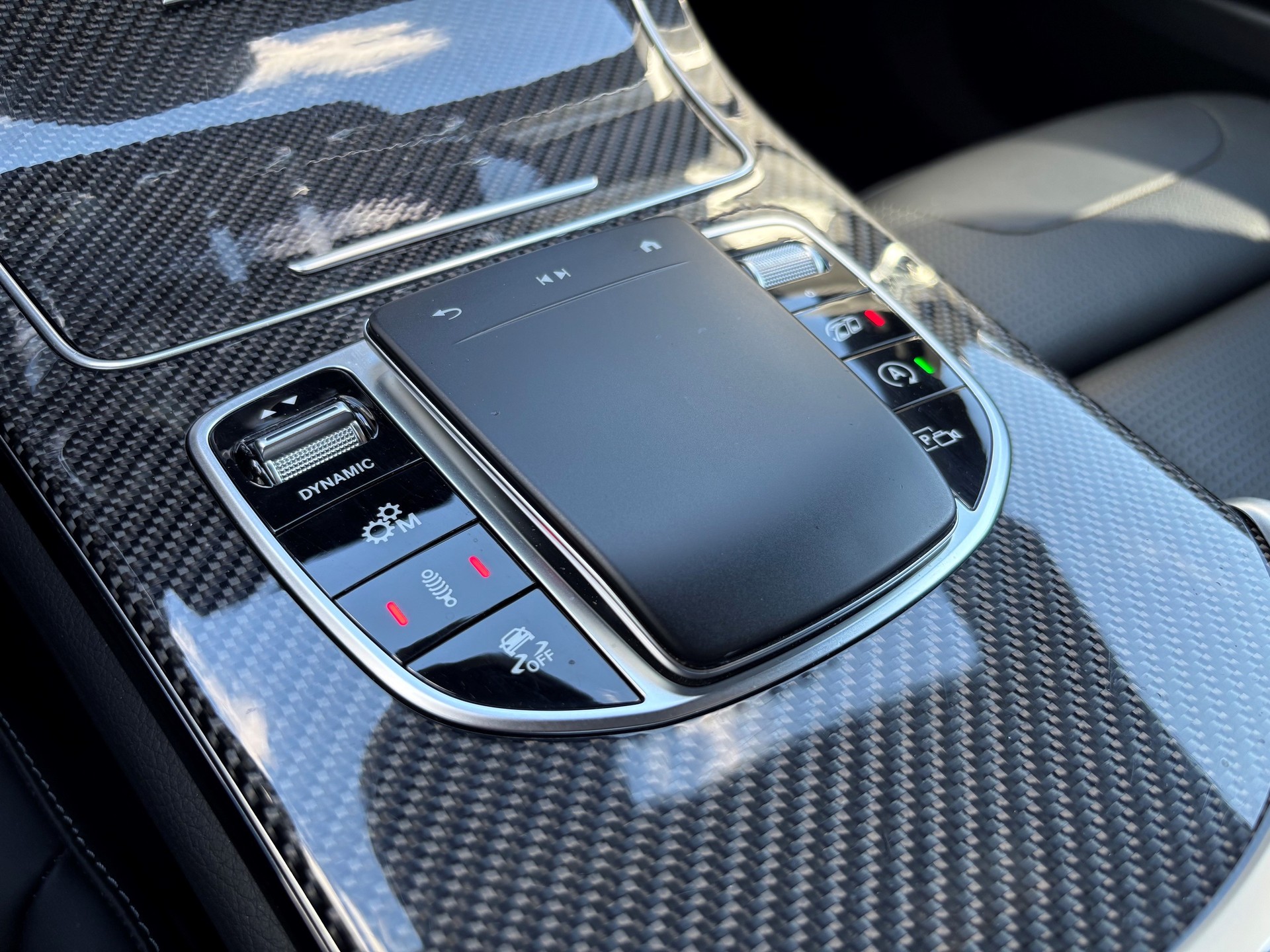 MERCEDES-BENZ GLC 63 S AMG 4Matic-image-11