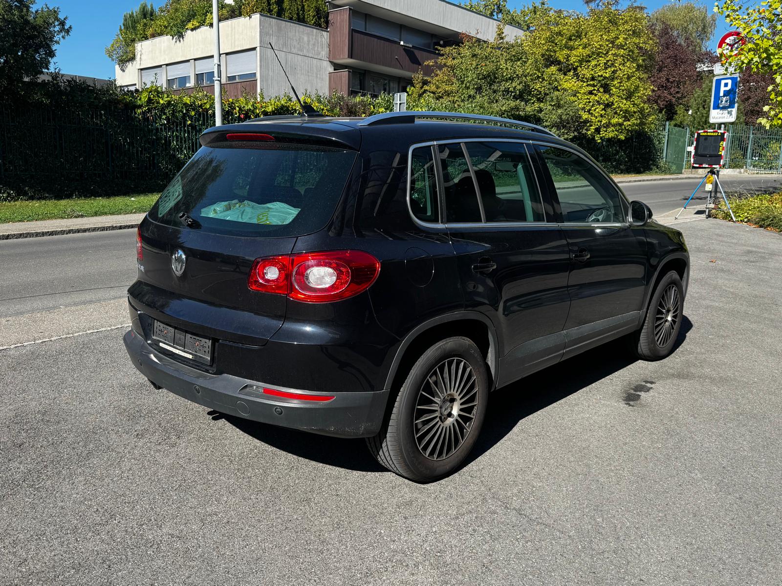 VW Tiguan 2.0 TSI Sport&Style-image-5