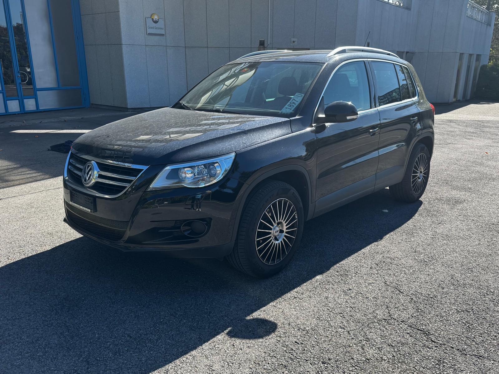 VW Tiguan 2.0 TSI Sport&Style-image-1