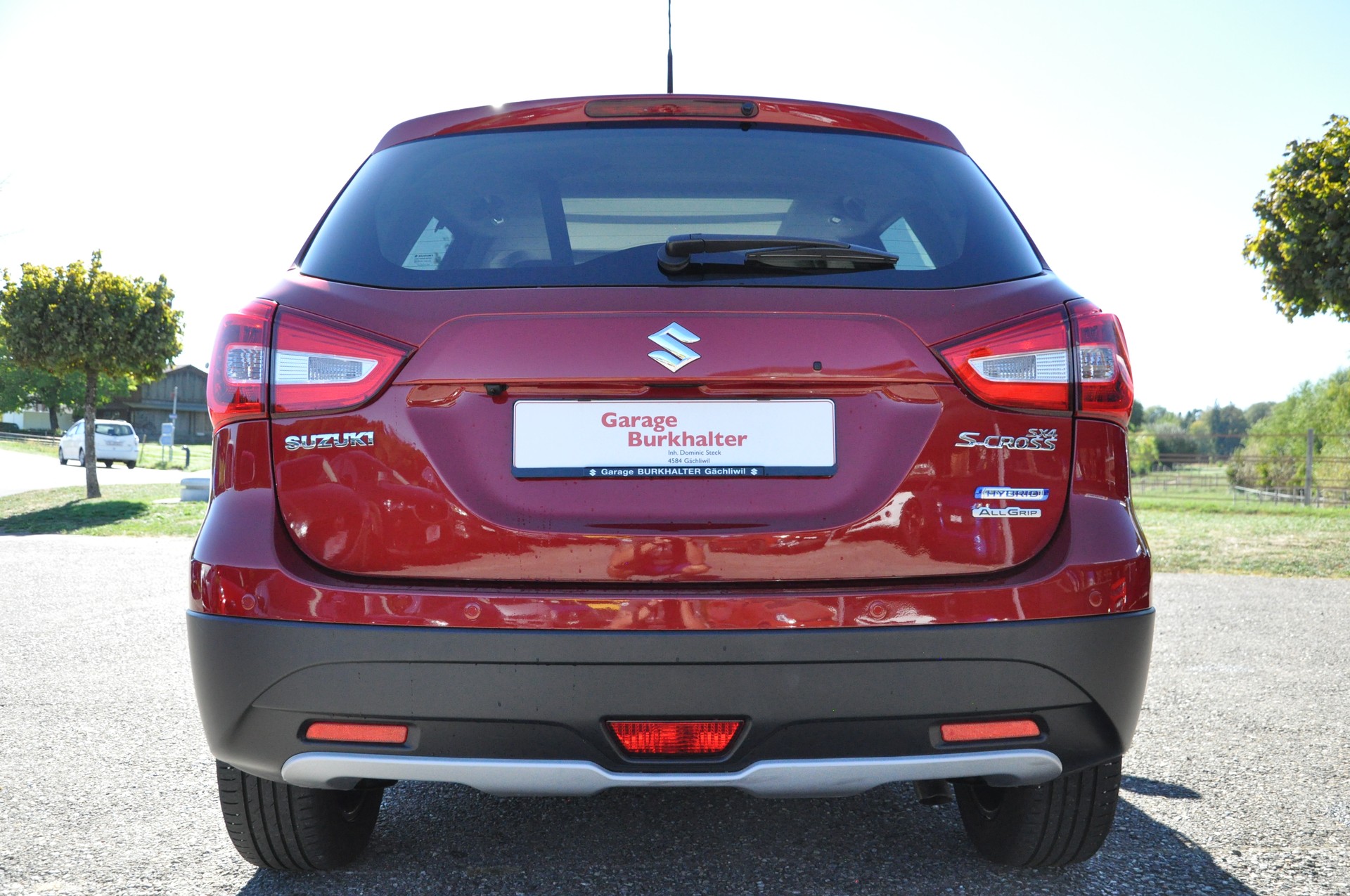 SUZUKI SX4 S-Cross 1.4 16V Compact Top Hybrid 4WD Automatic-image-4