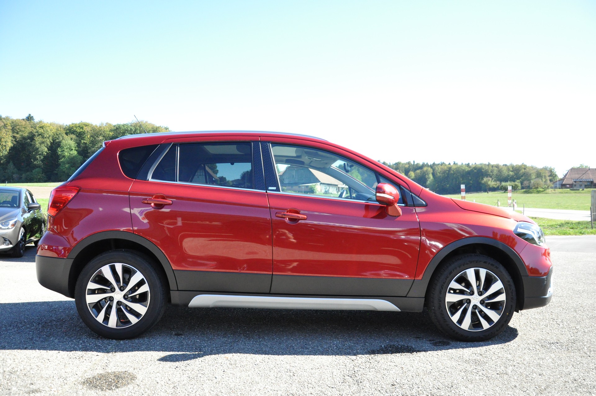SUZUKI SX4 S-Cross 1.4 16V Compact Top Hybrid 4WD Automatic-image-6