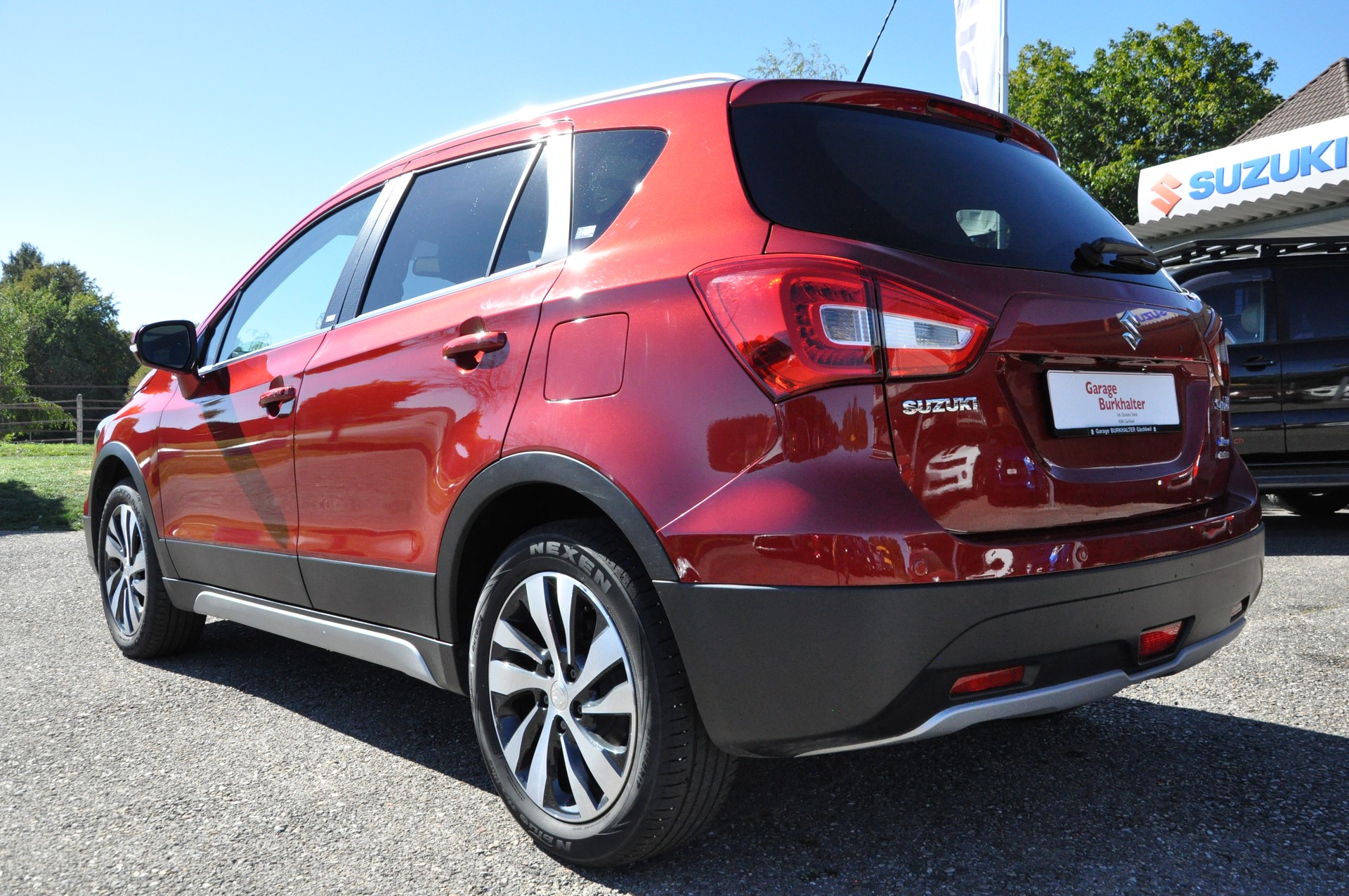 SUZUKI SX4 S-Cross 1.4 16V Compact Top Hybrid 4WD Automatic-image-3