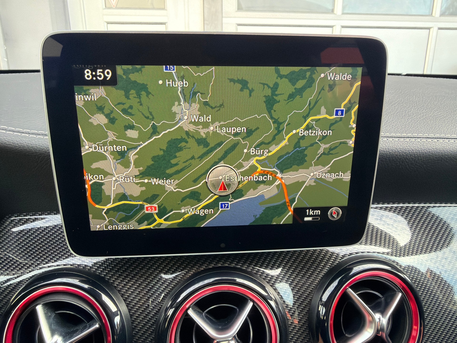MERCEDES-BENZ GLA 250 AMG Line 4Matic 7G-DCT-image-13