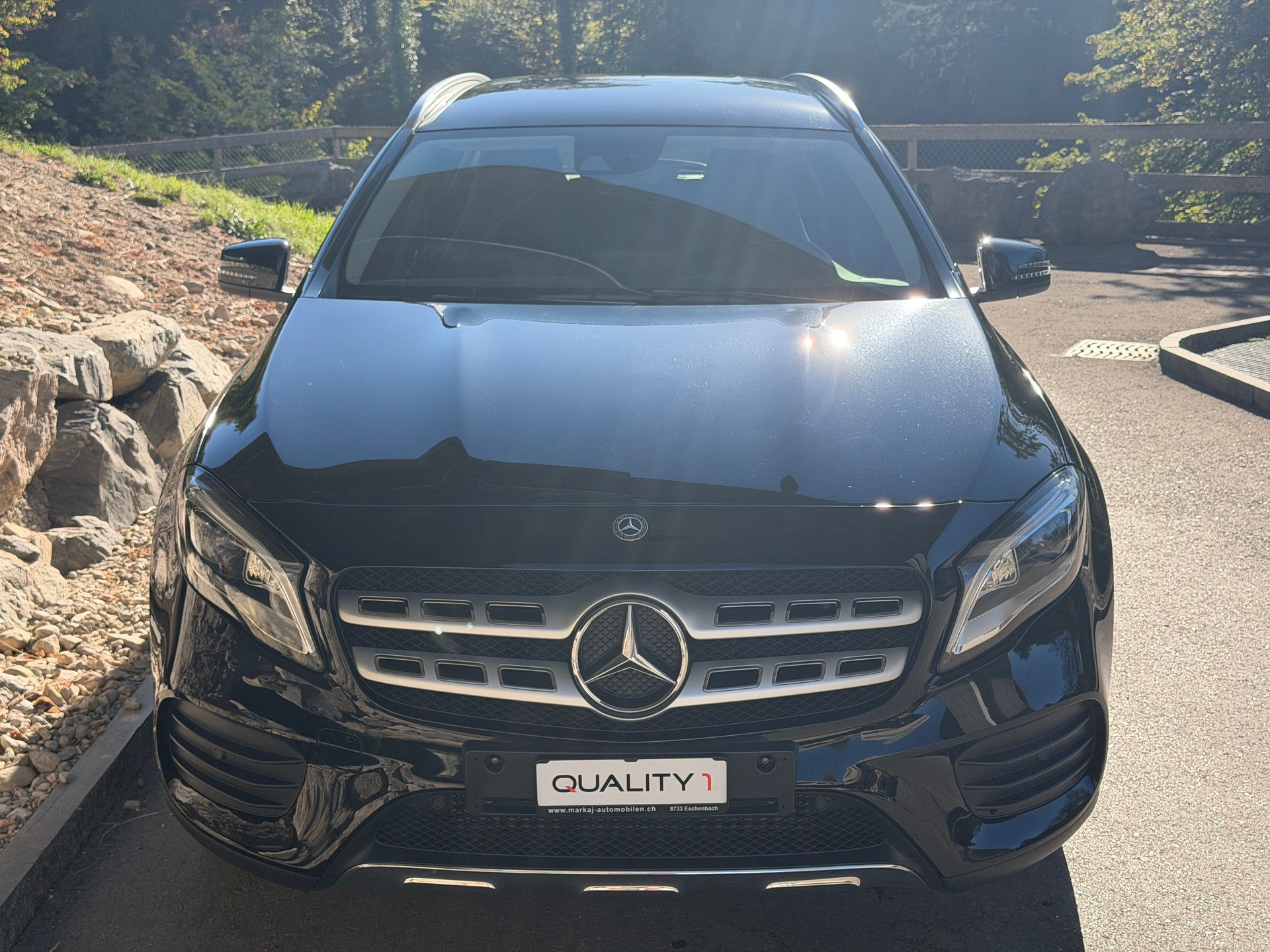 MERCEDES-BENZ GLA 250 AMG Line 4Matic 7G-DCT-image-1