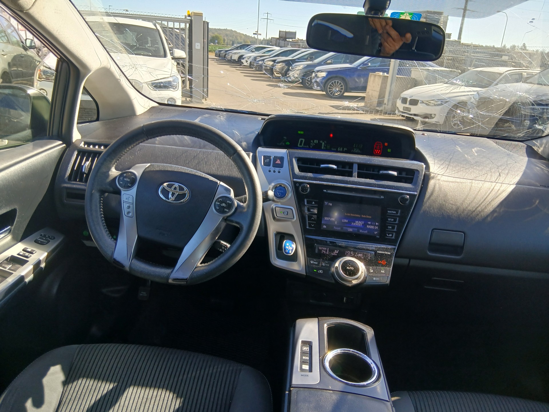 TOYOTA Prius+ 1.8 VVT-i HSD Luna-image-10