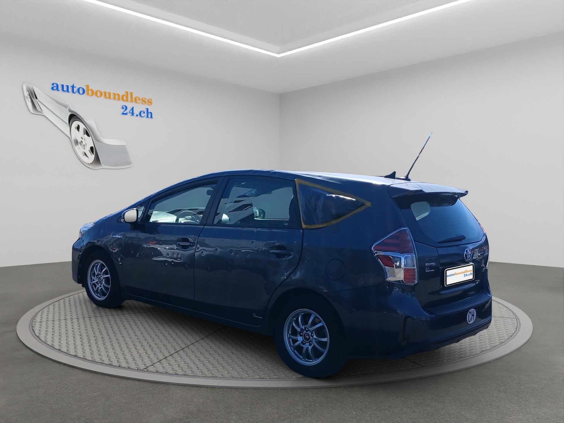 TOYOTA Prius+ 1.8 VVT-i HSD Luna-image-3