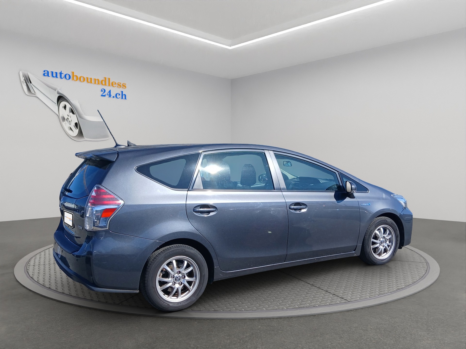 TOYOTA Prius+ 1.8 VVT-i HSD Luna-image-4