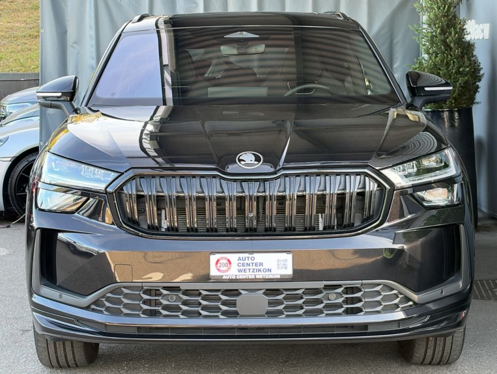 SKODA Kodiaq 2.0 TDi SportLine 4x4-image-0