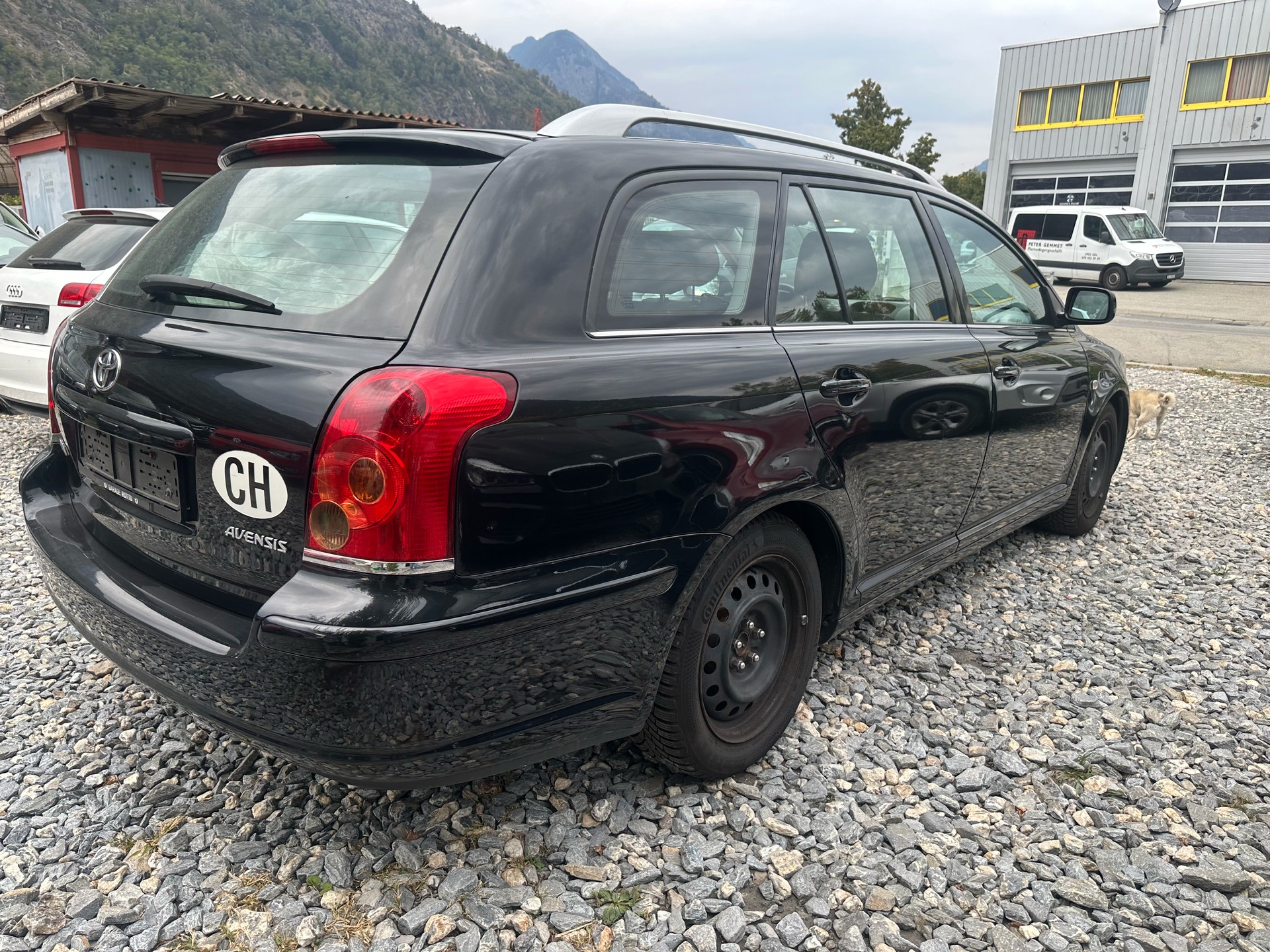 TOYOTA Avensis 2.0 D4 VVT-i Linea Sol Sportswagon-image-11