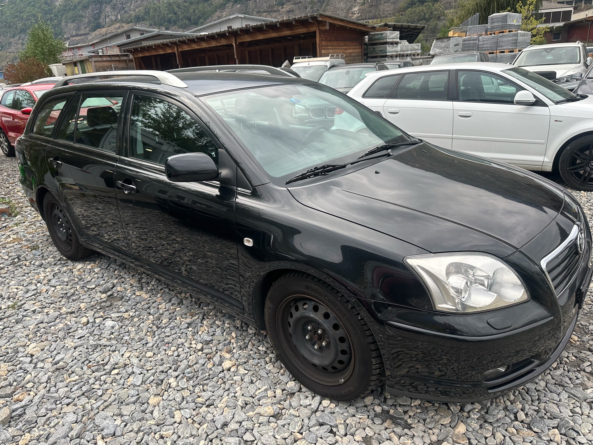 TOYOTA Avensis 2.0 D4 VVT-i Linea Sol Sportswagon-image-12