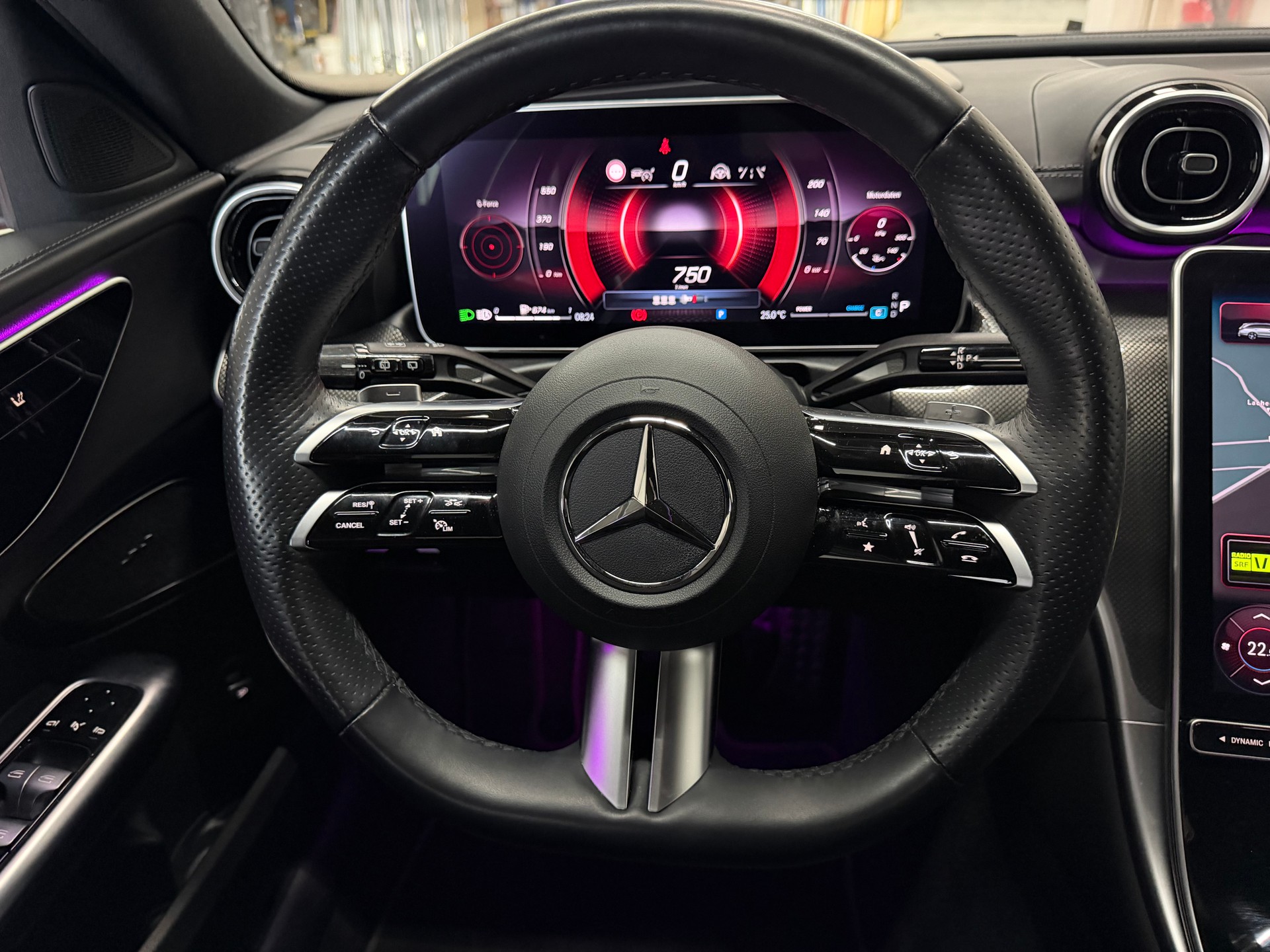 MERCEDES-BENZ C 300 d T AMG Line Anhängerkupplung-image-10