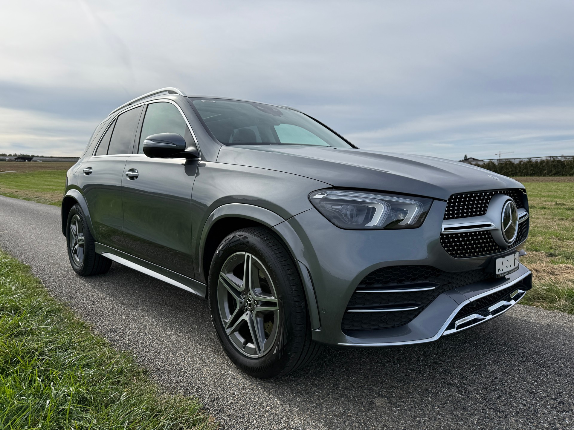 MERCEDES-BENZ GLE 350 de AMG Line 4matic-image-3