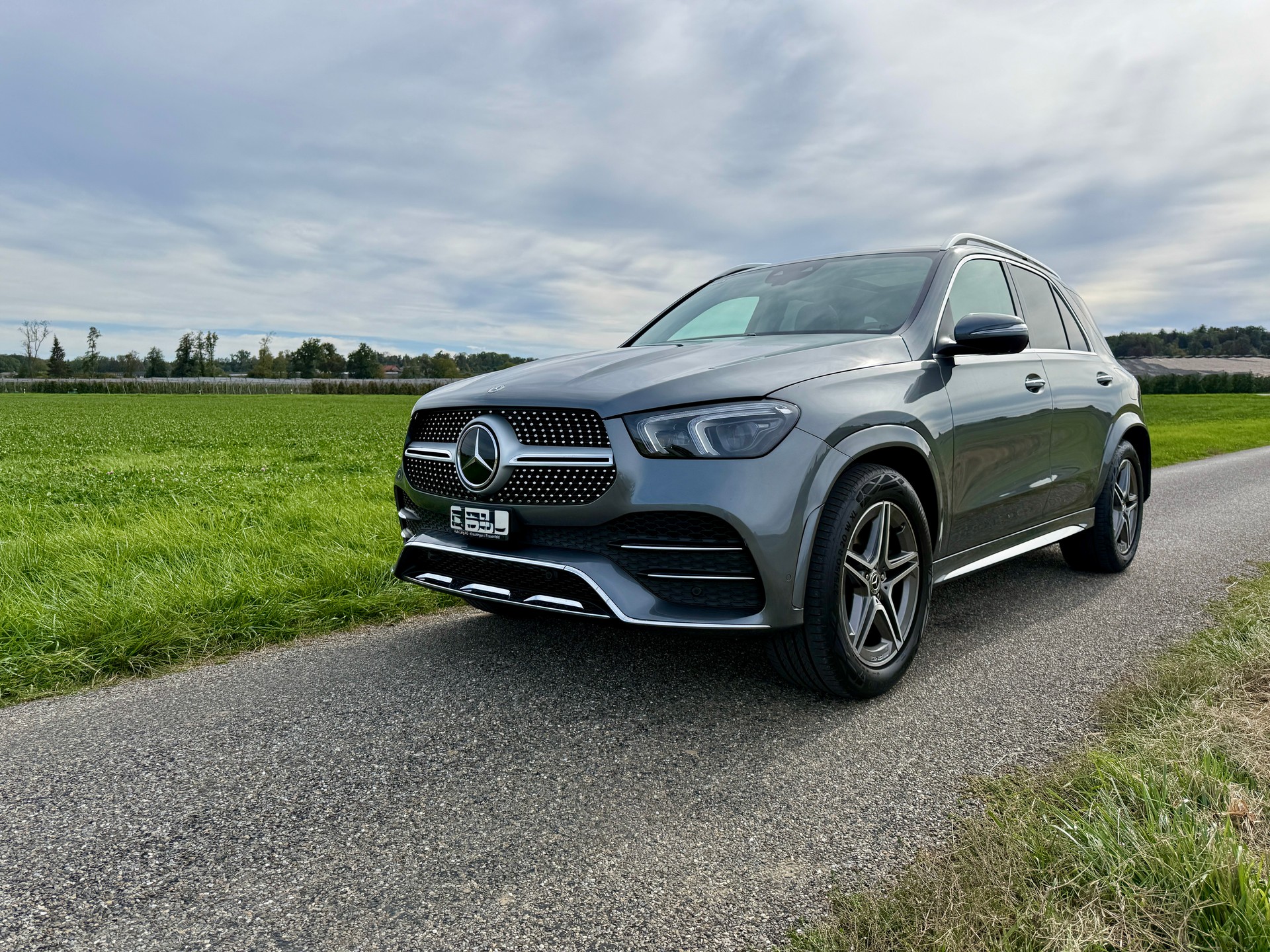 MERCEDES-BENZ GLE 350 de AMG Line 4matic-image-1