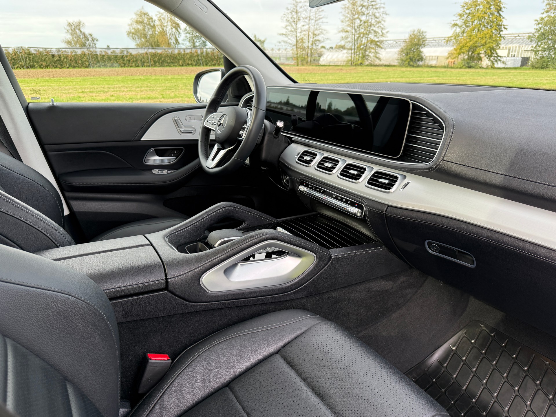 MERCEDES-BENZ GLE 350 de AMG Line 4matic-image-11