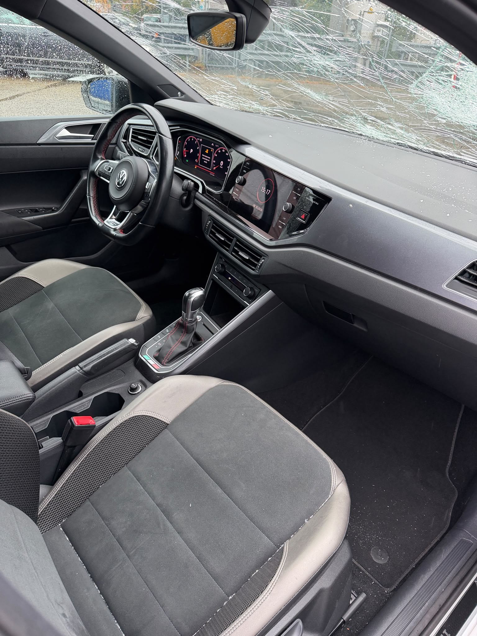 VW Polo 2.0 TSI GTI DSG-image-8