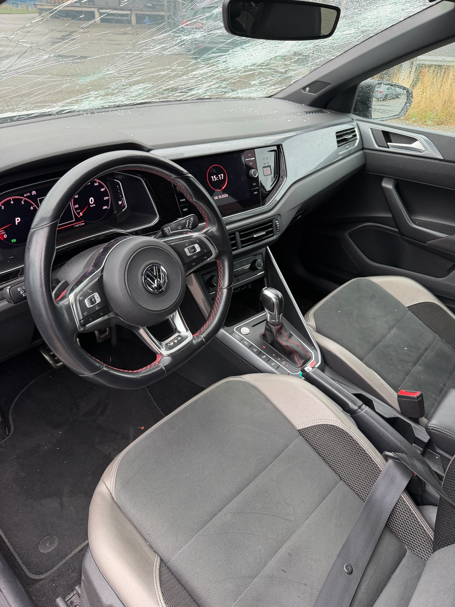 VW Polo 2.0 TSI GTI DSG-image-9