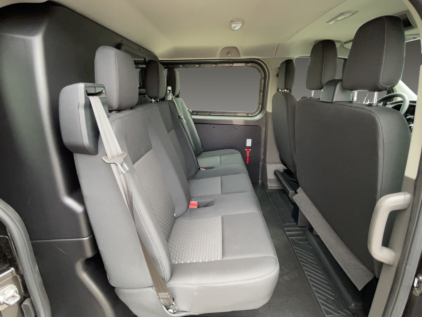FORD Transit C DKab. Van 300 L2 2.0 TDCi 130 Trend-image-11