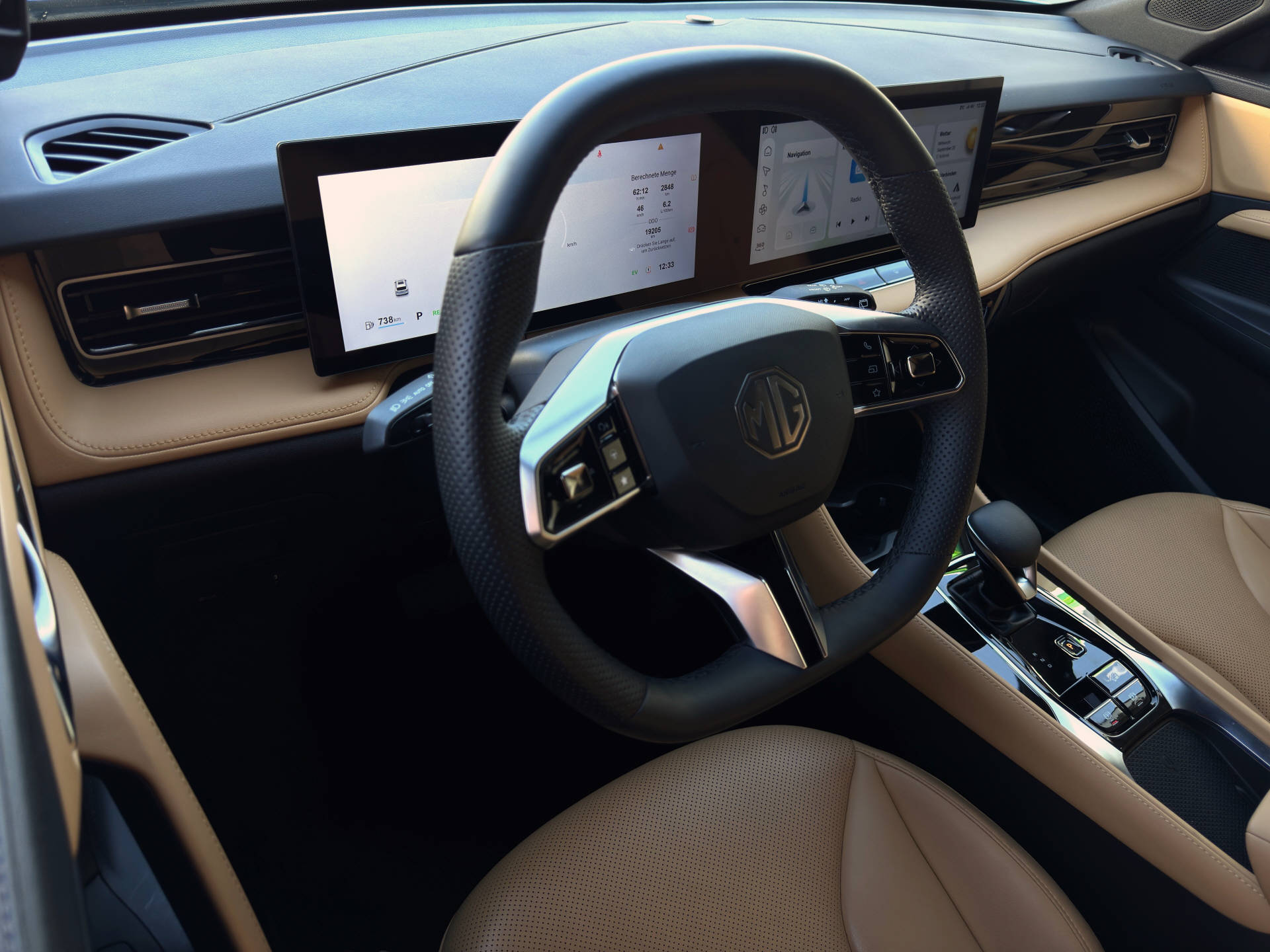 MG HS 1.5 Hybrid Luxury-image-7