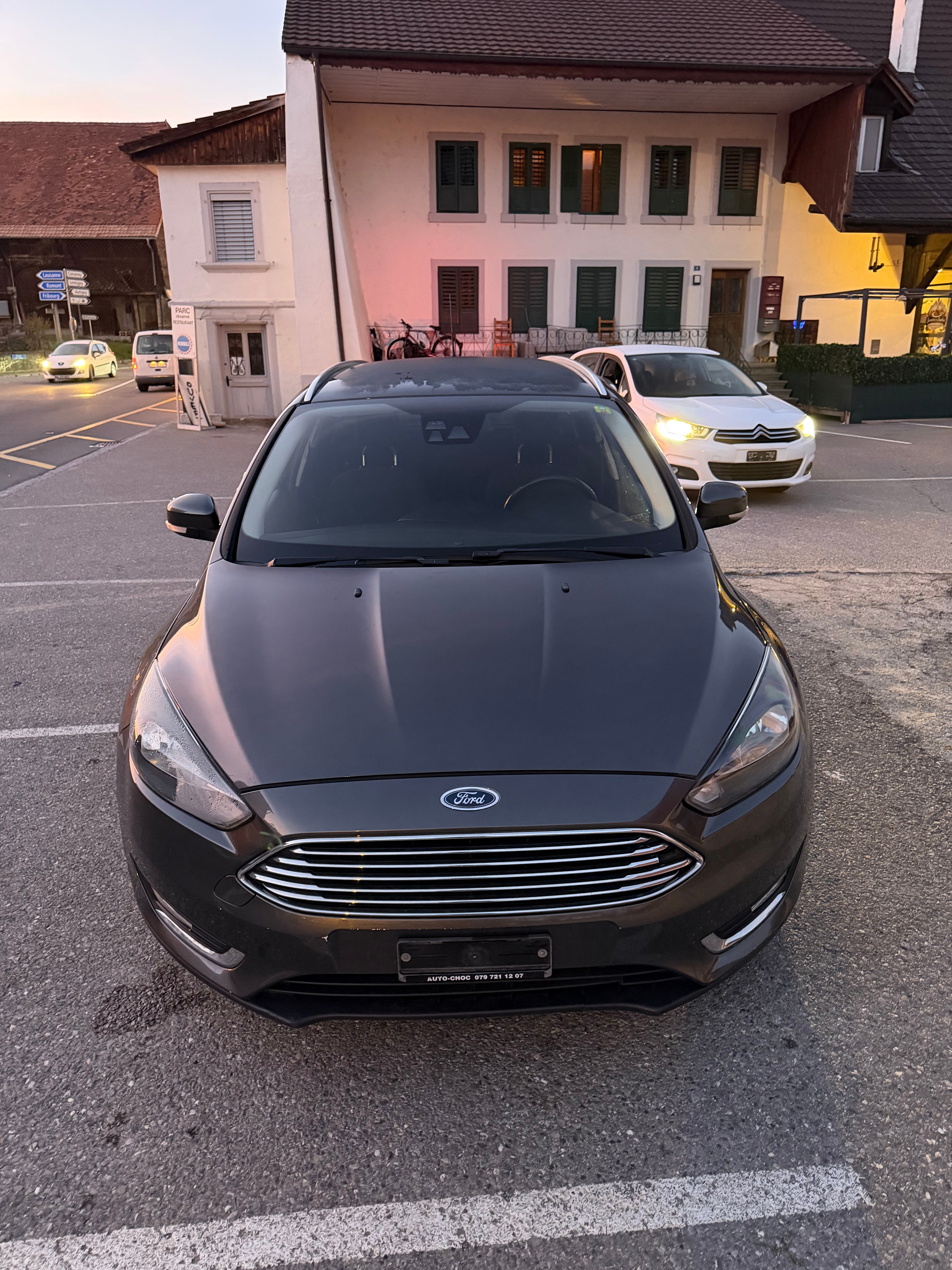 Car photo