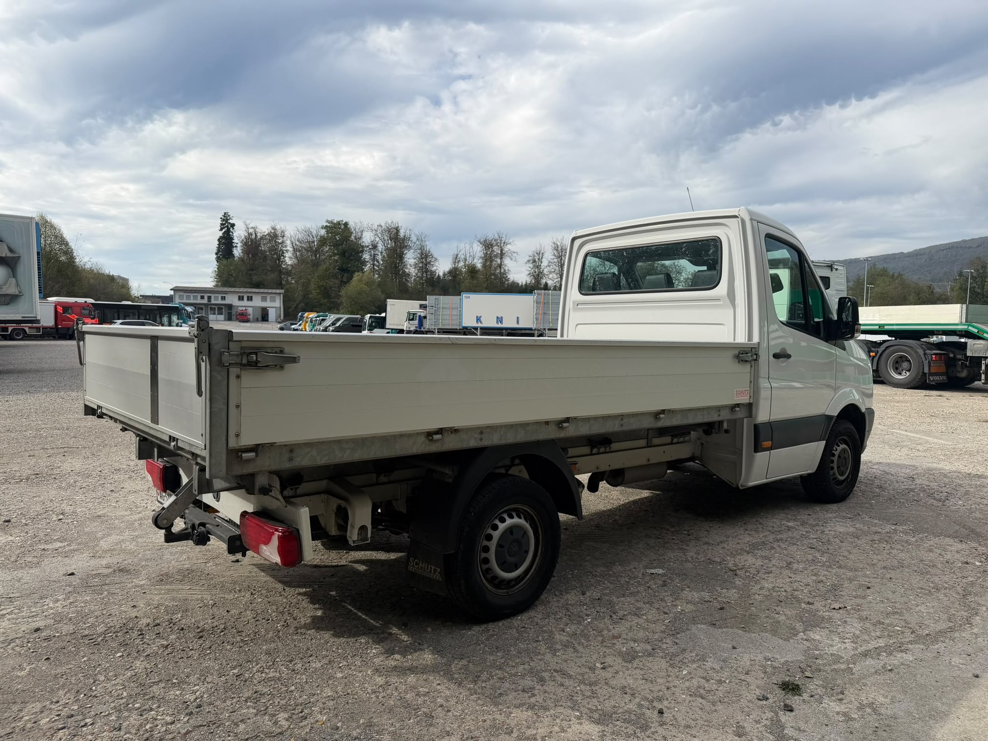 VW Crafter 35 2.0 TDI-image-6