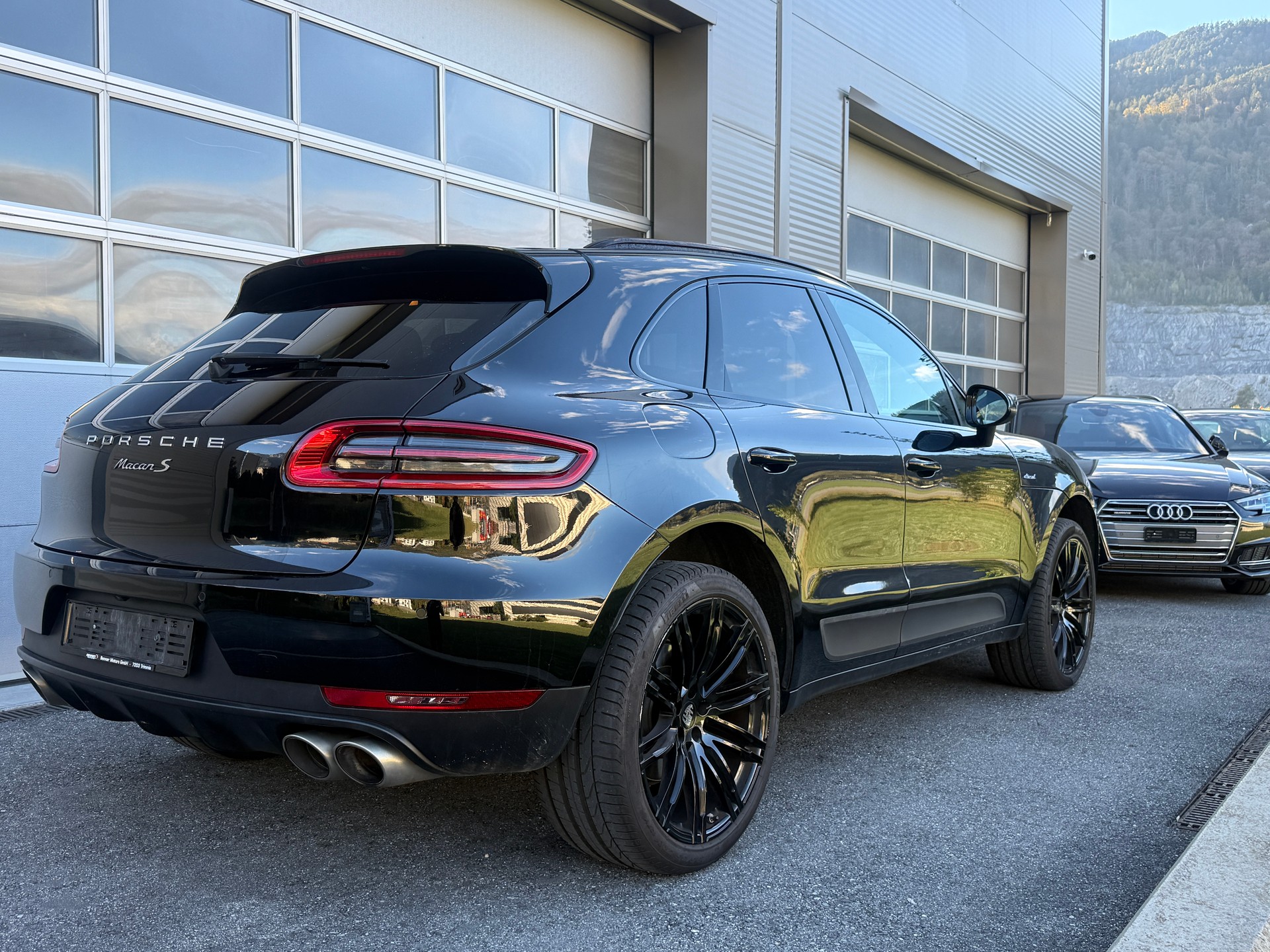 PORSCHE Macan S Diesel PDK-image-2