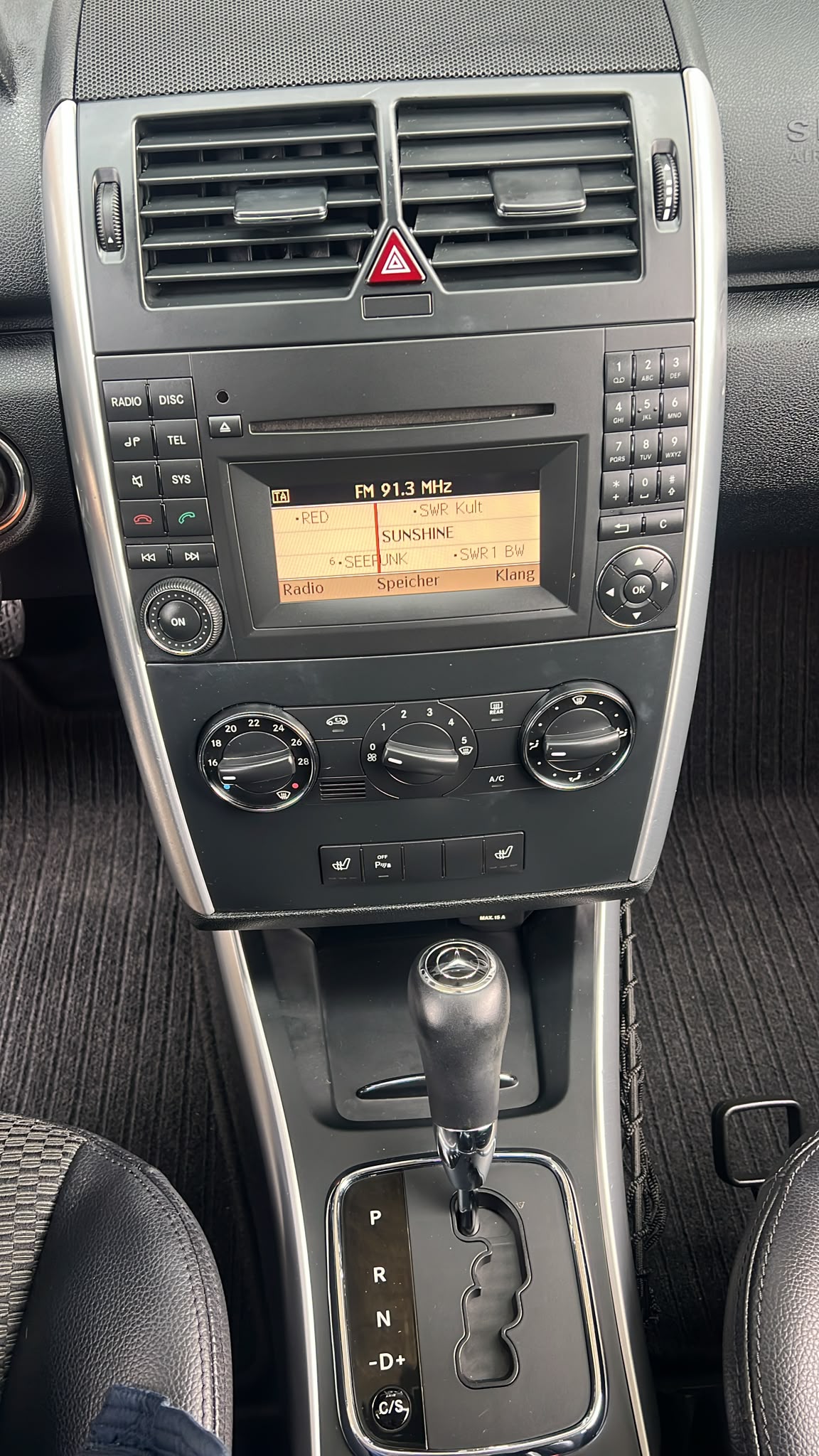 MERCEDES-BENZ A 180 (170) Avantgarde Autotronic-image-11