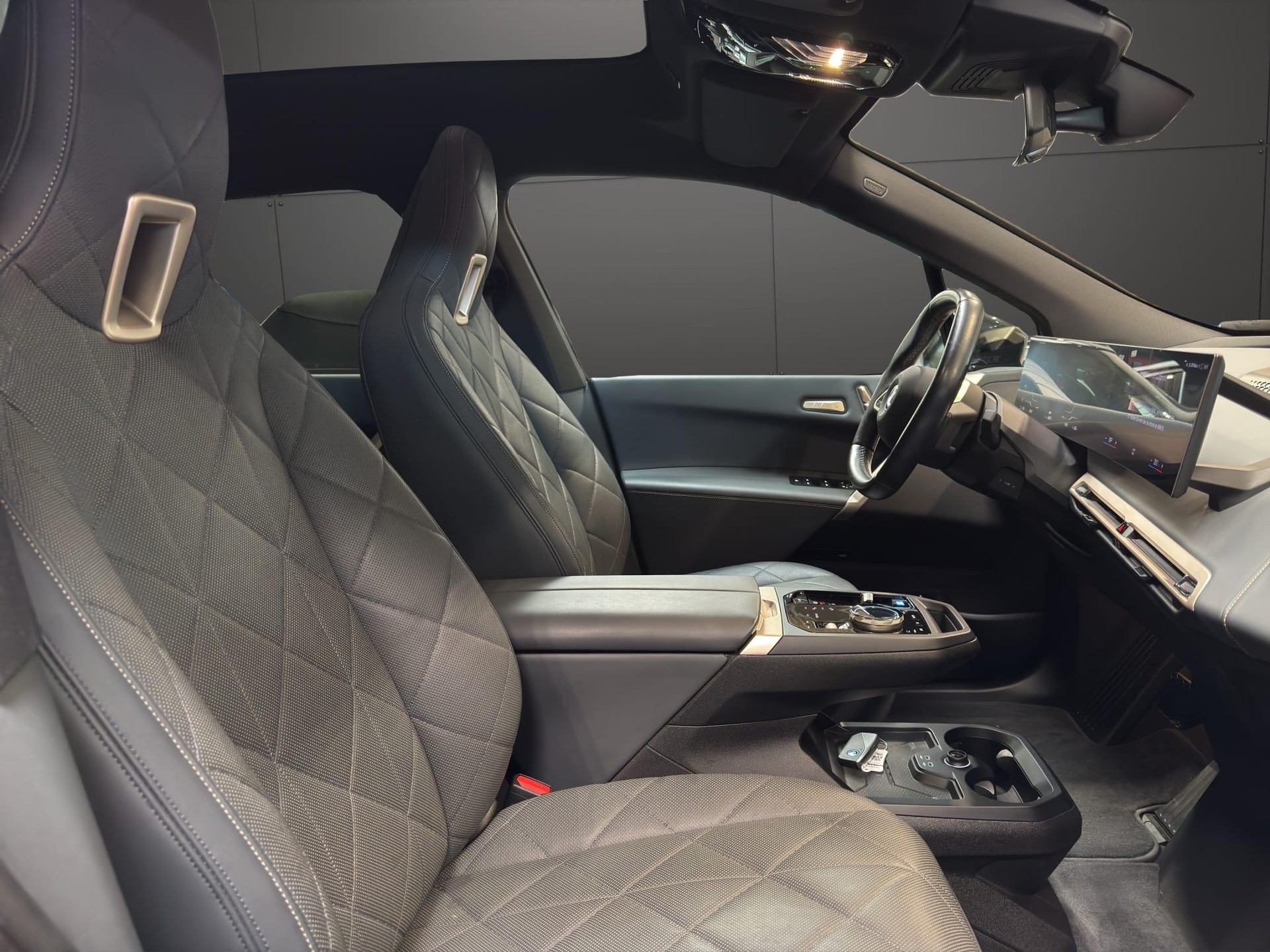 BMW iX I20 xDrive40-image-18