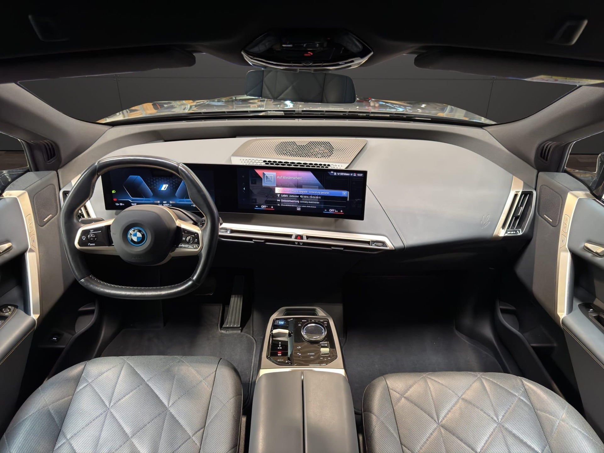 BMW iX I20 xDrive40-image-20