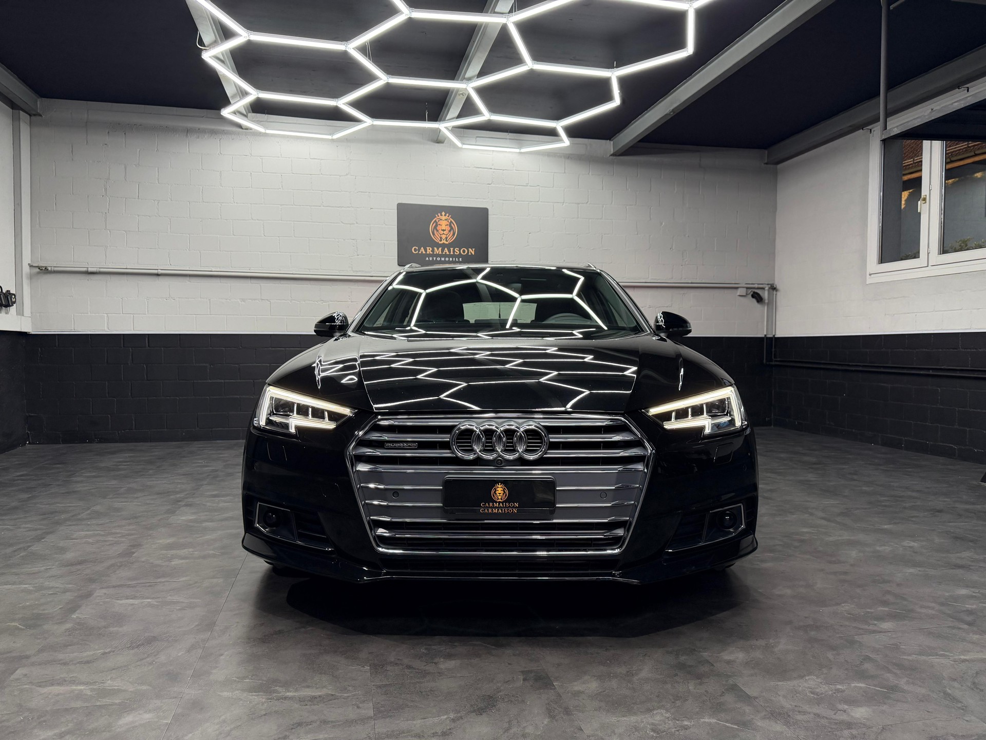 AUDI A4 Avant 3.0 TDI Sport S Line quattro | S-Line | 360° Kamera | Anhängerkupplung | Schiebedach-image-1