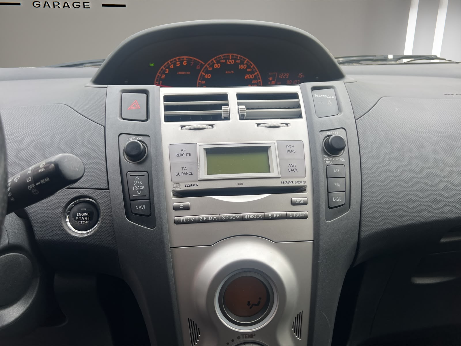 TOYOTA Yaris 1.8 TS-image-6